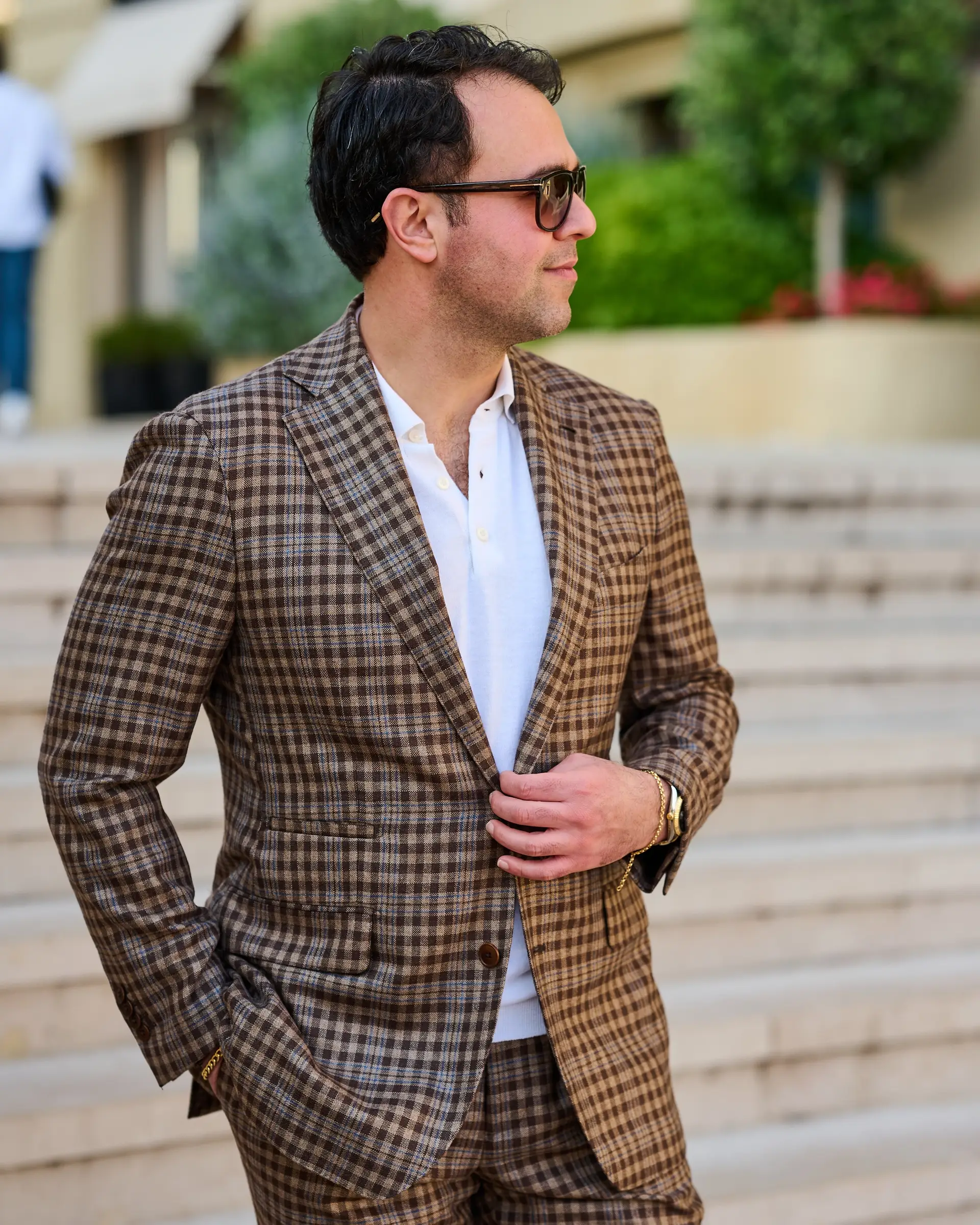 Bruin ruit maatpak met polo knitwear | Ettemadis Den Haag