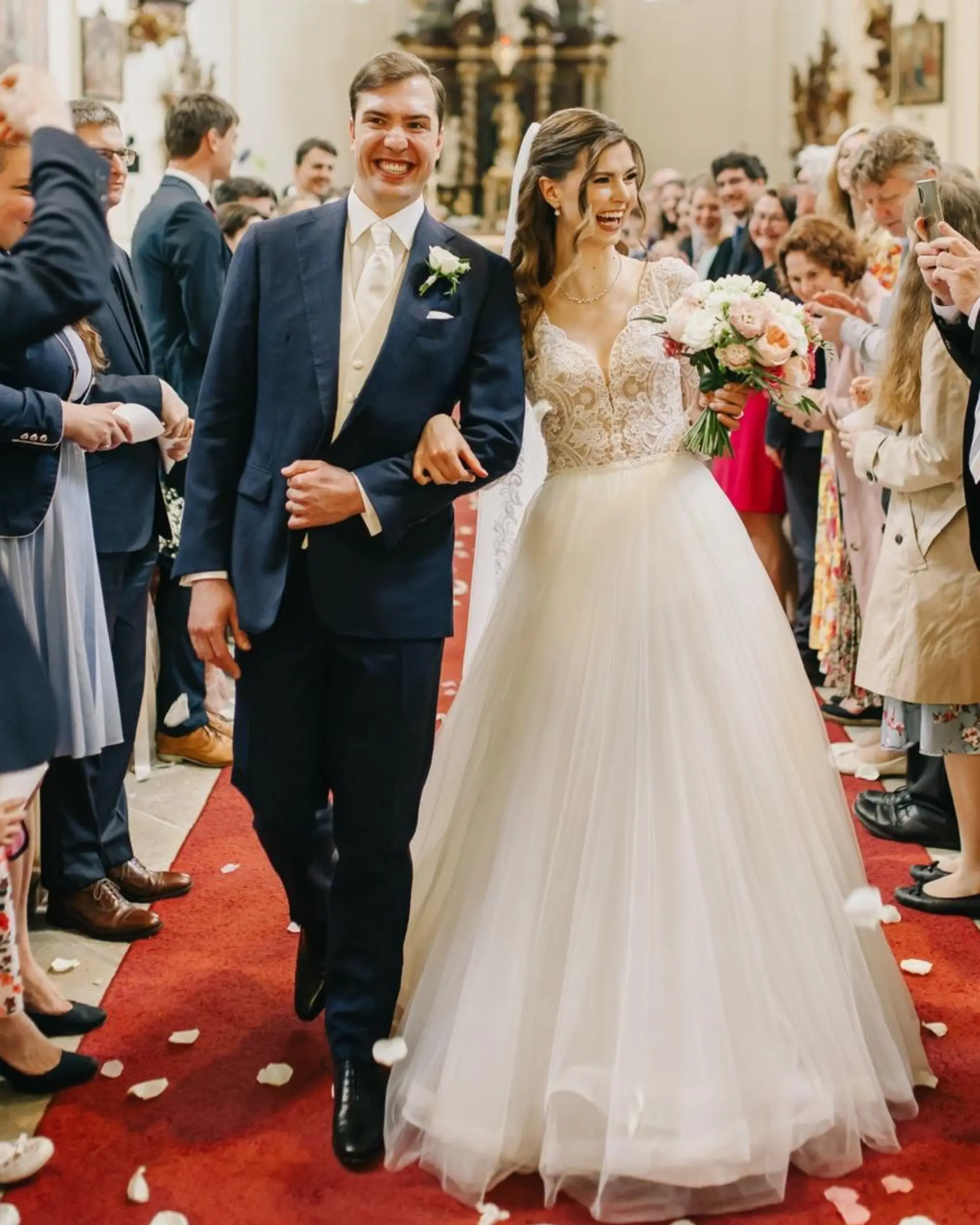 Klassiek blauw trouwpak op maat van Ettemadis