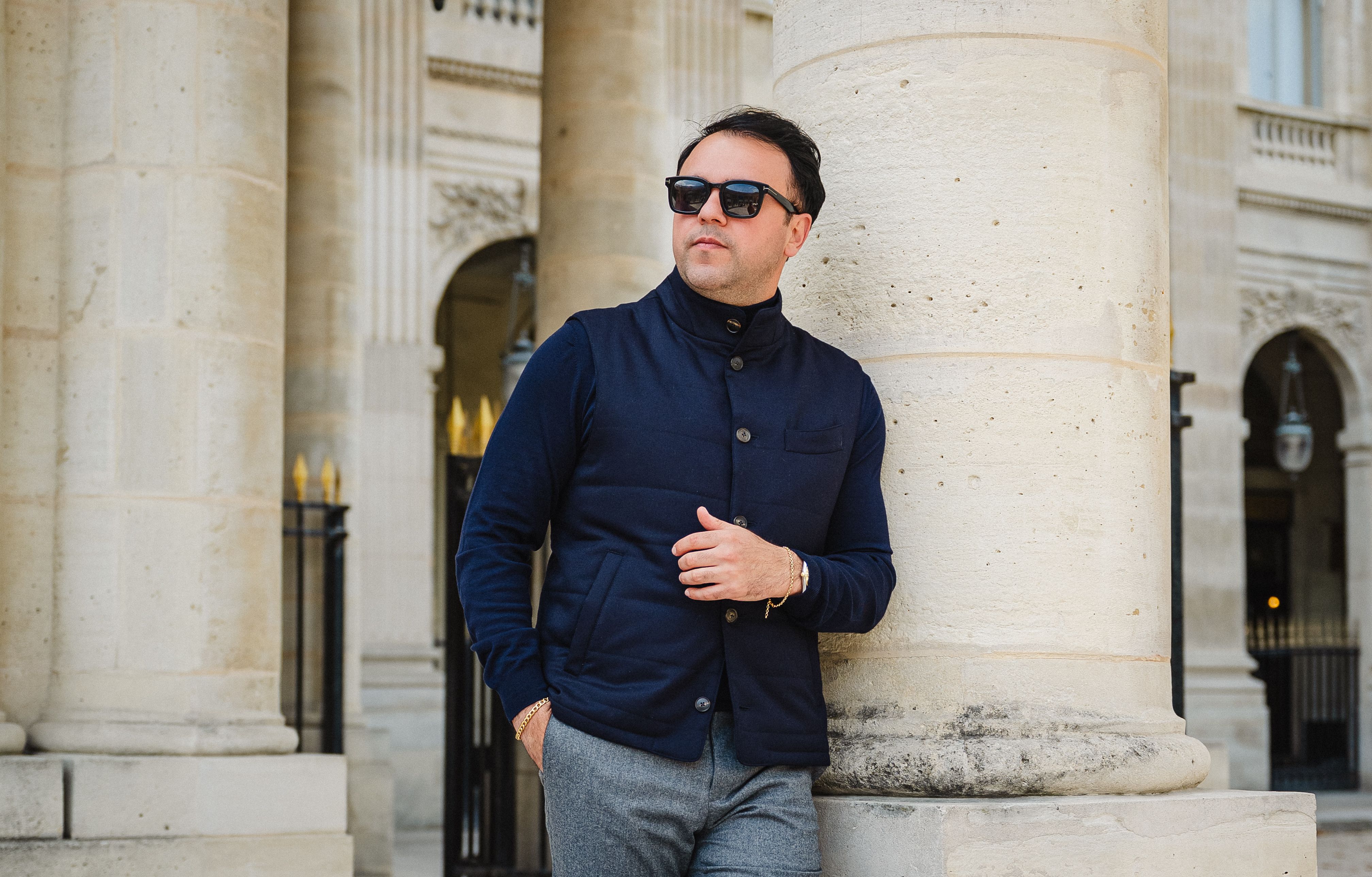 blauw bodywarmer op maat van Ettemadis