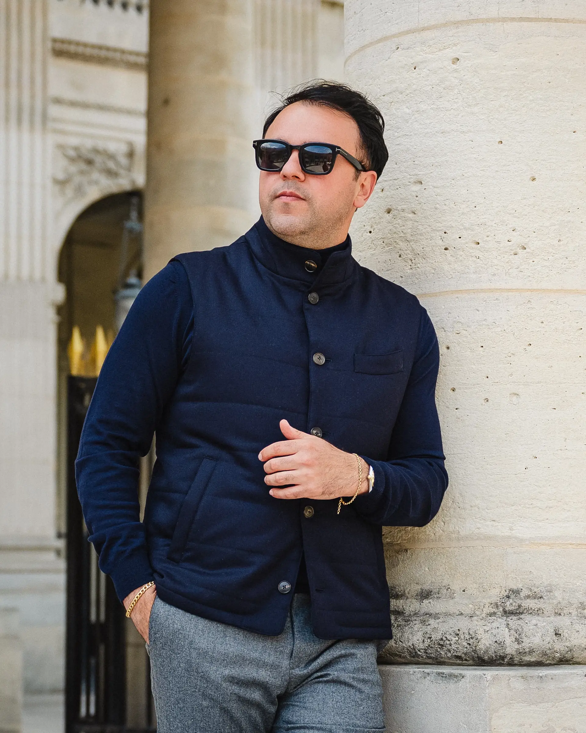 blauw bodywarmer op maat van Ettemadis