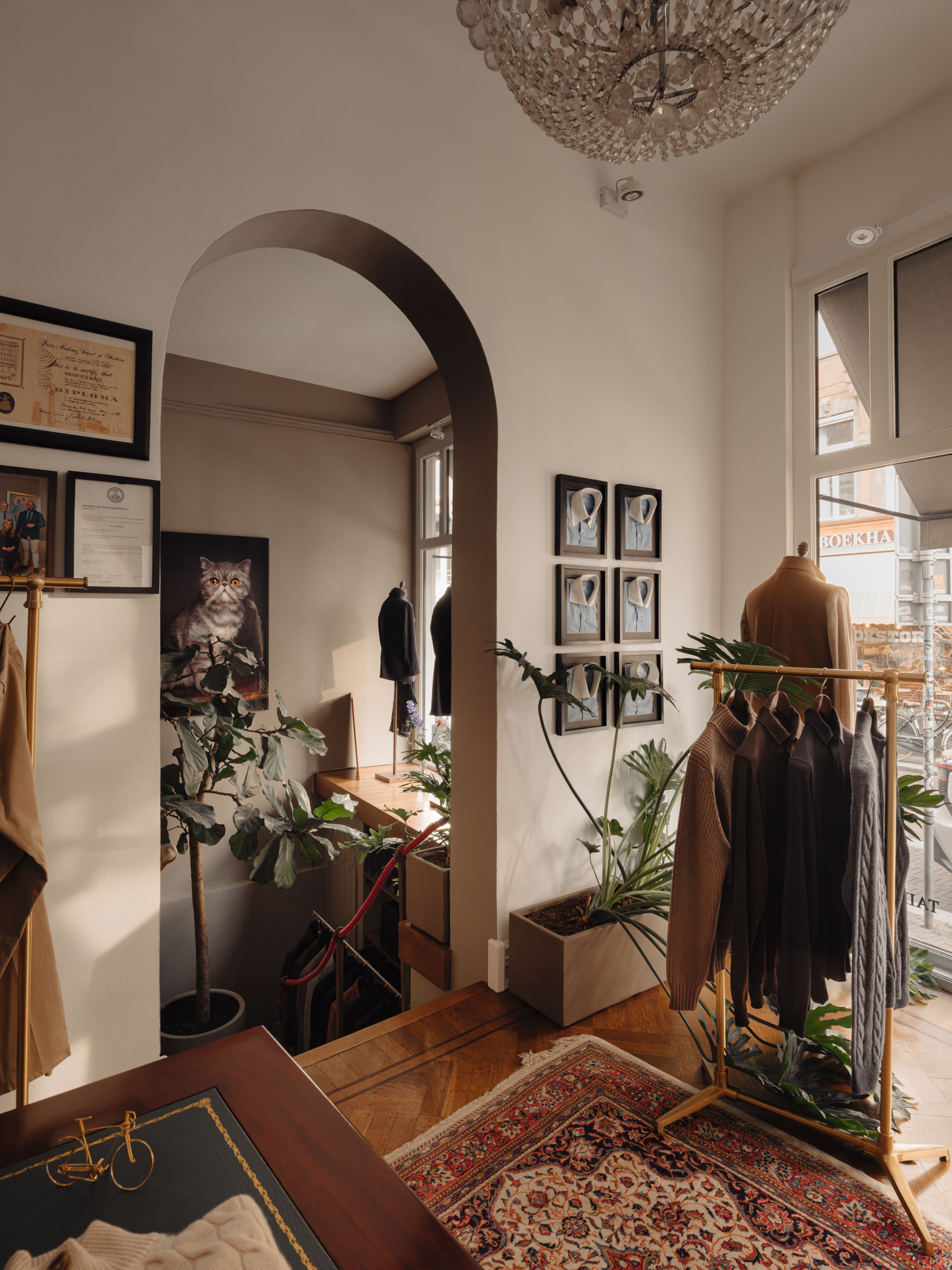 Interieur Ettemadis atelier van Den Haag