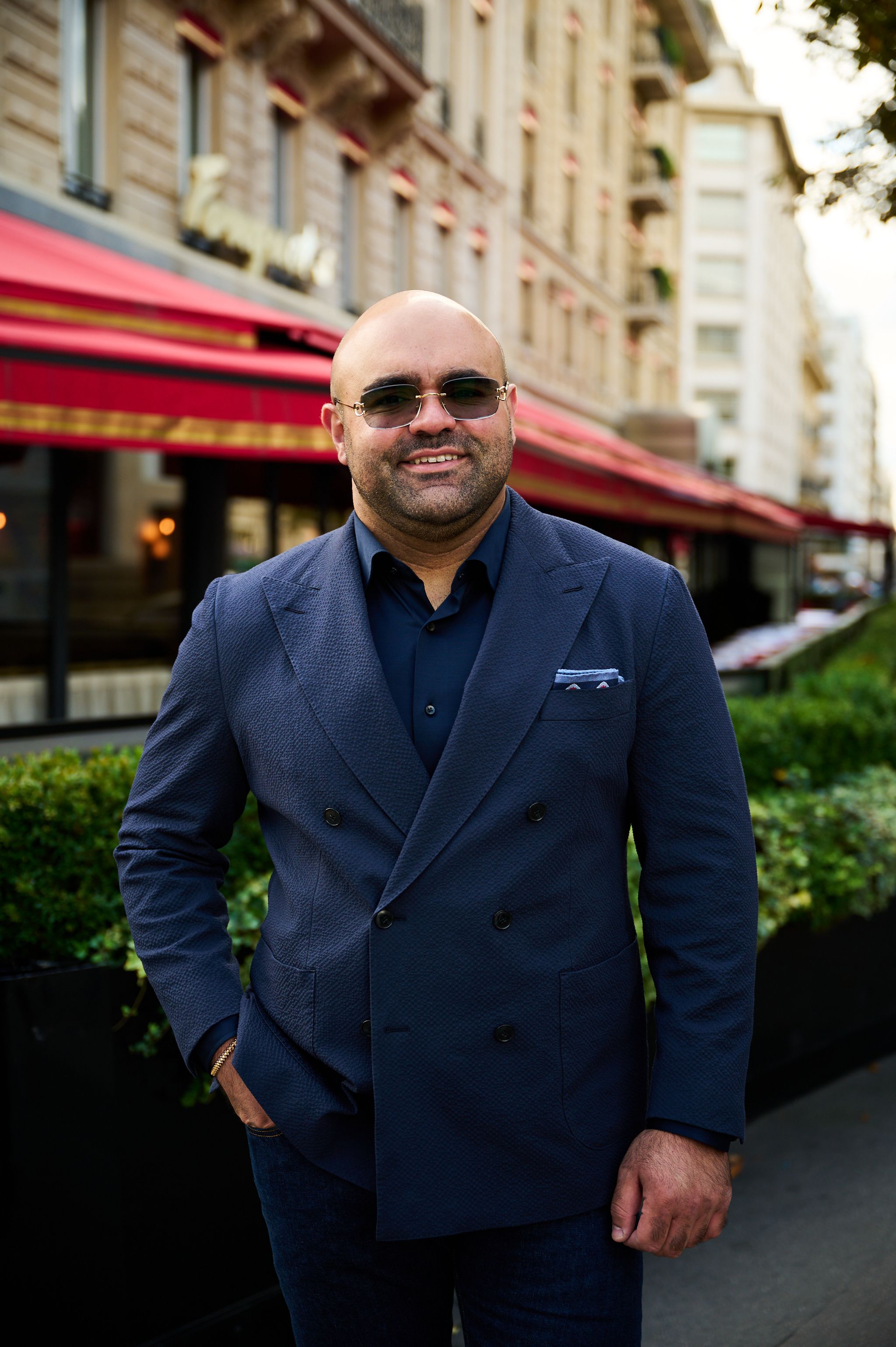 Arjan Etemadi in Parijs voor Ettemadis 