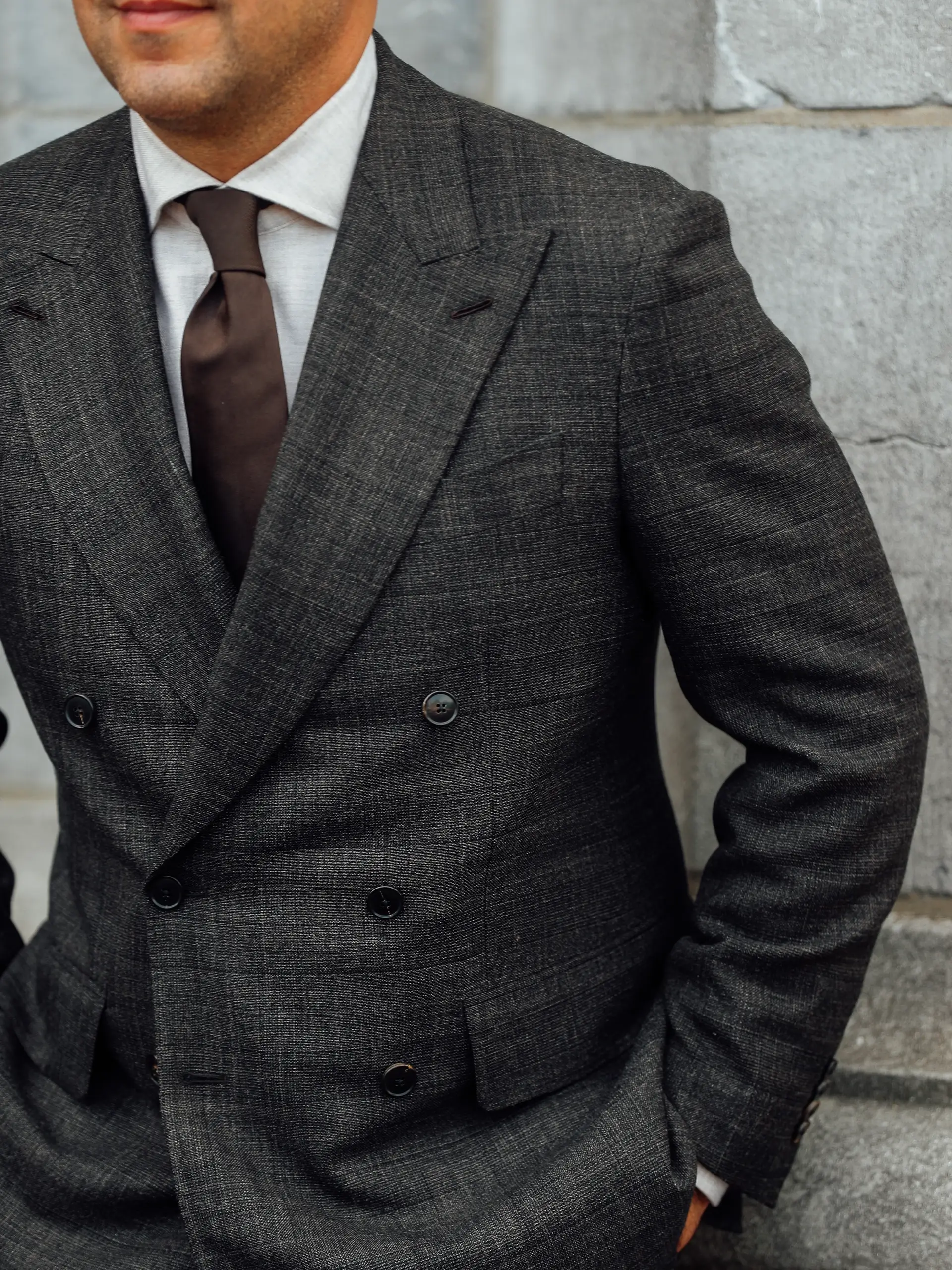 Details Champagne trouwpak op maat
