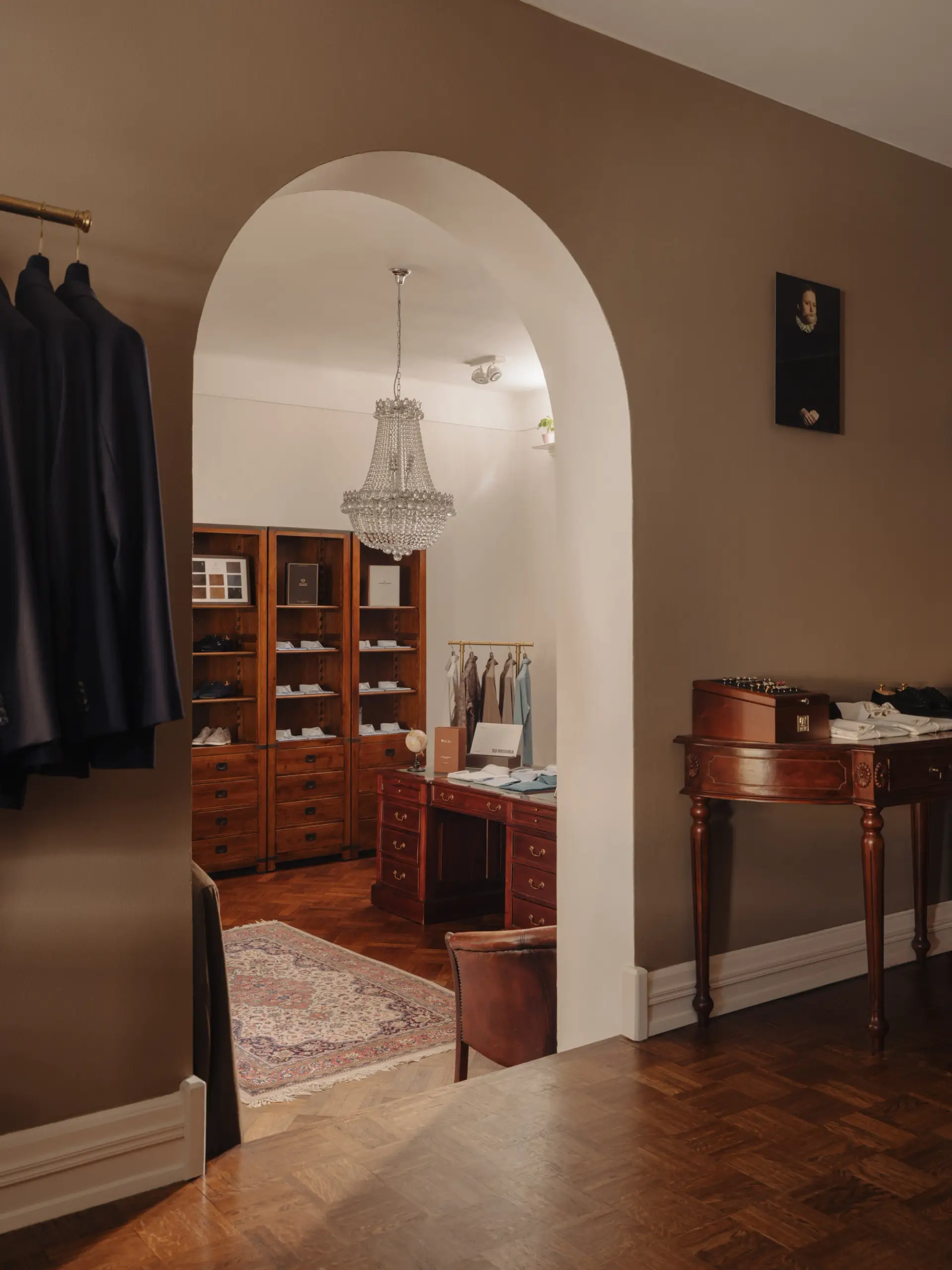 Ettemadis snijkamer overhemden in Den Haag