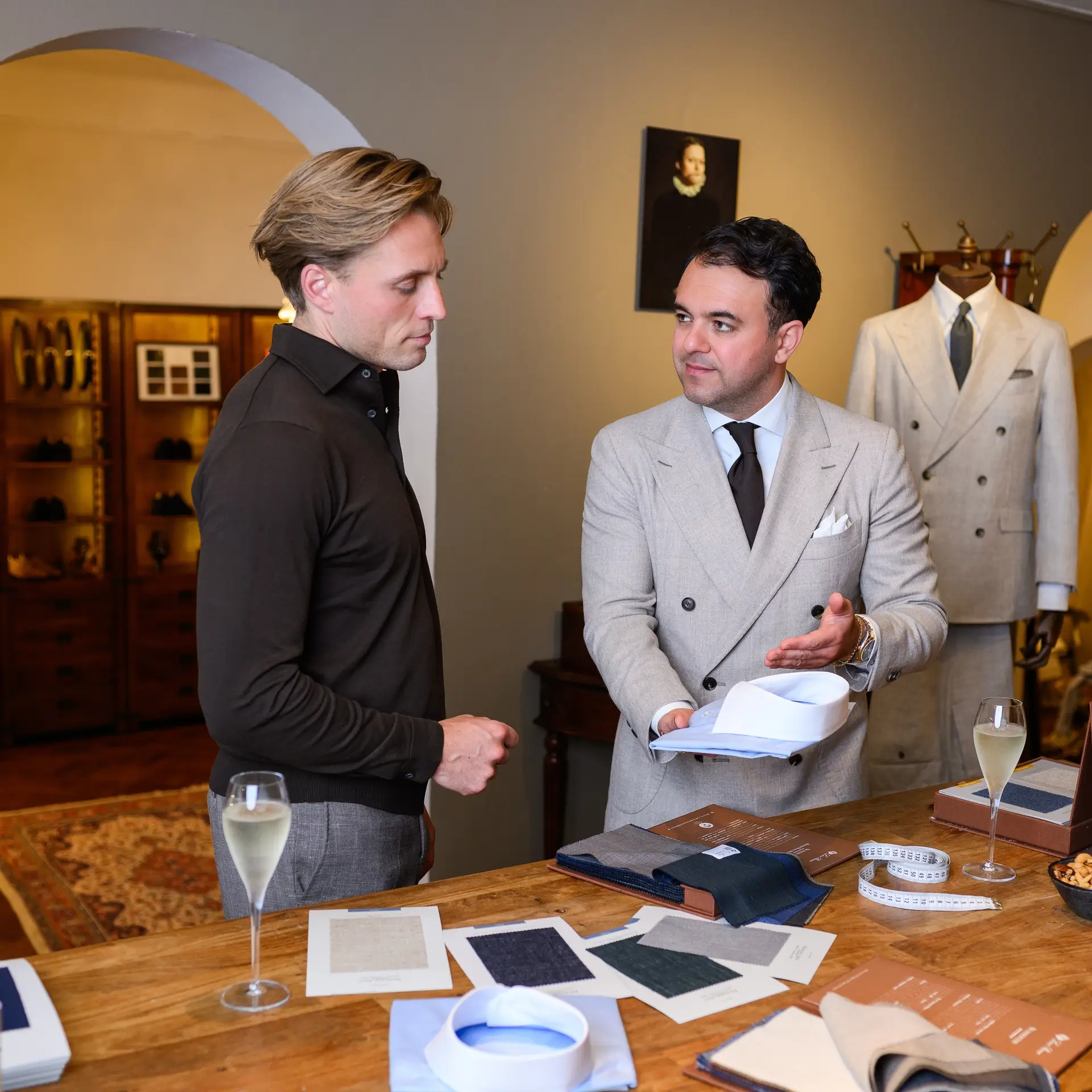 Trouwpak opties bij Ettemadis Den Haag, stoffen en details