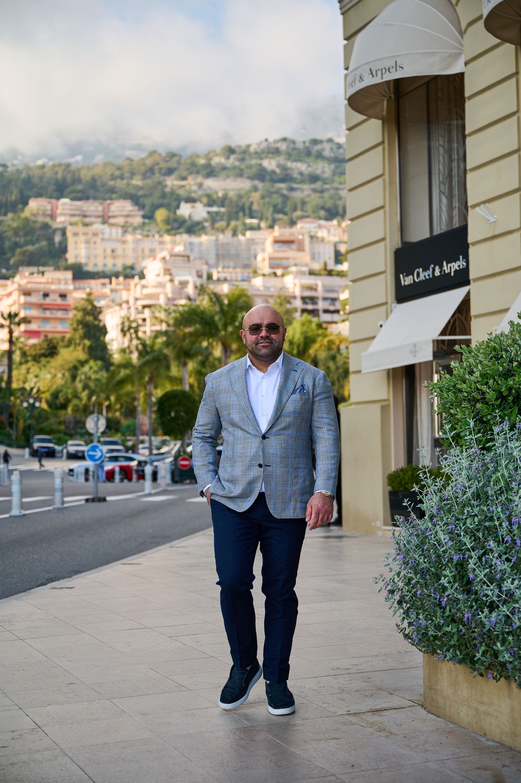 blauw geruit colbert op maat van Ettemadis