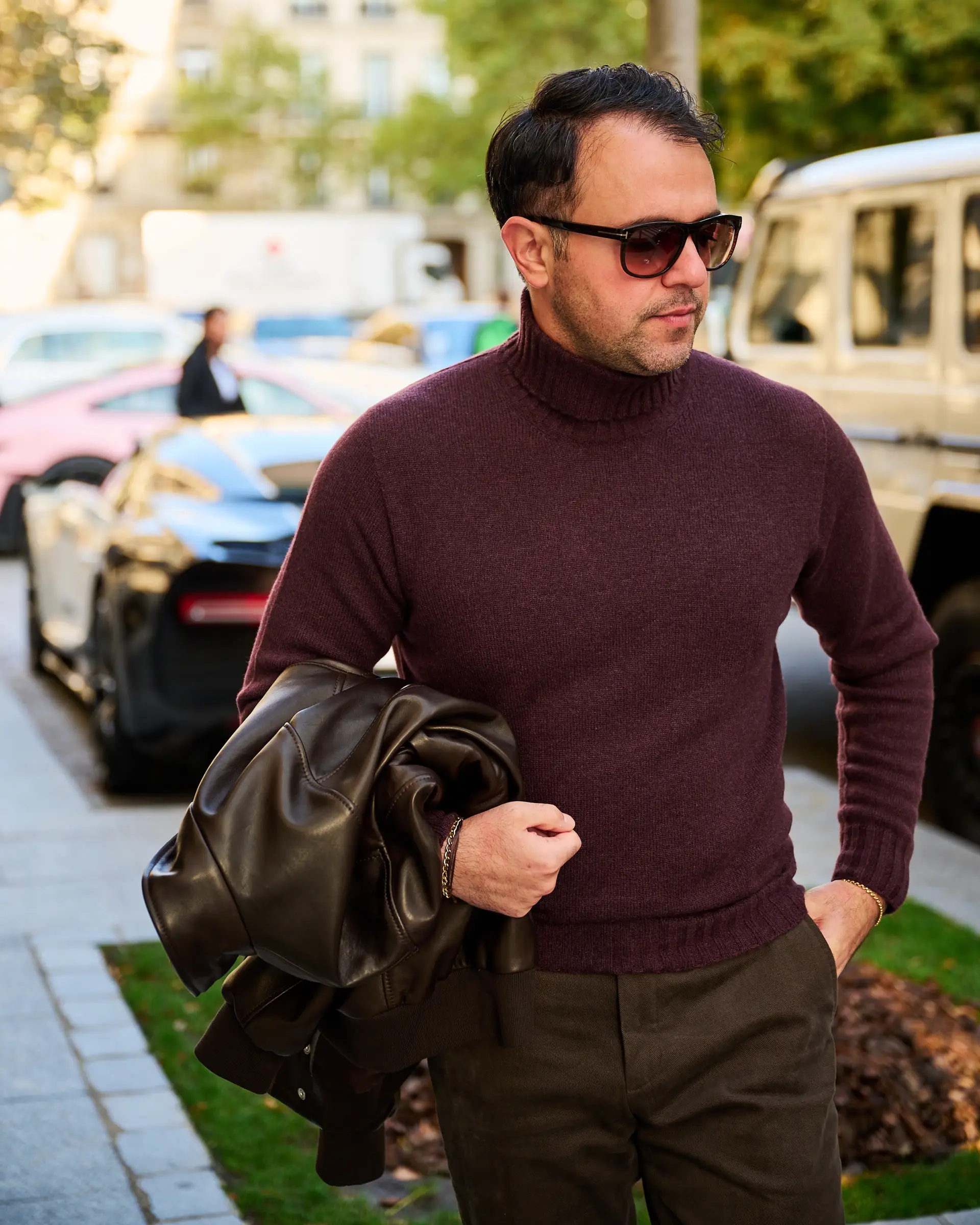 Coltrui van Ettemadis in Parijs