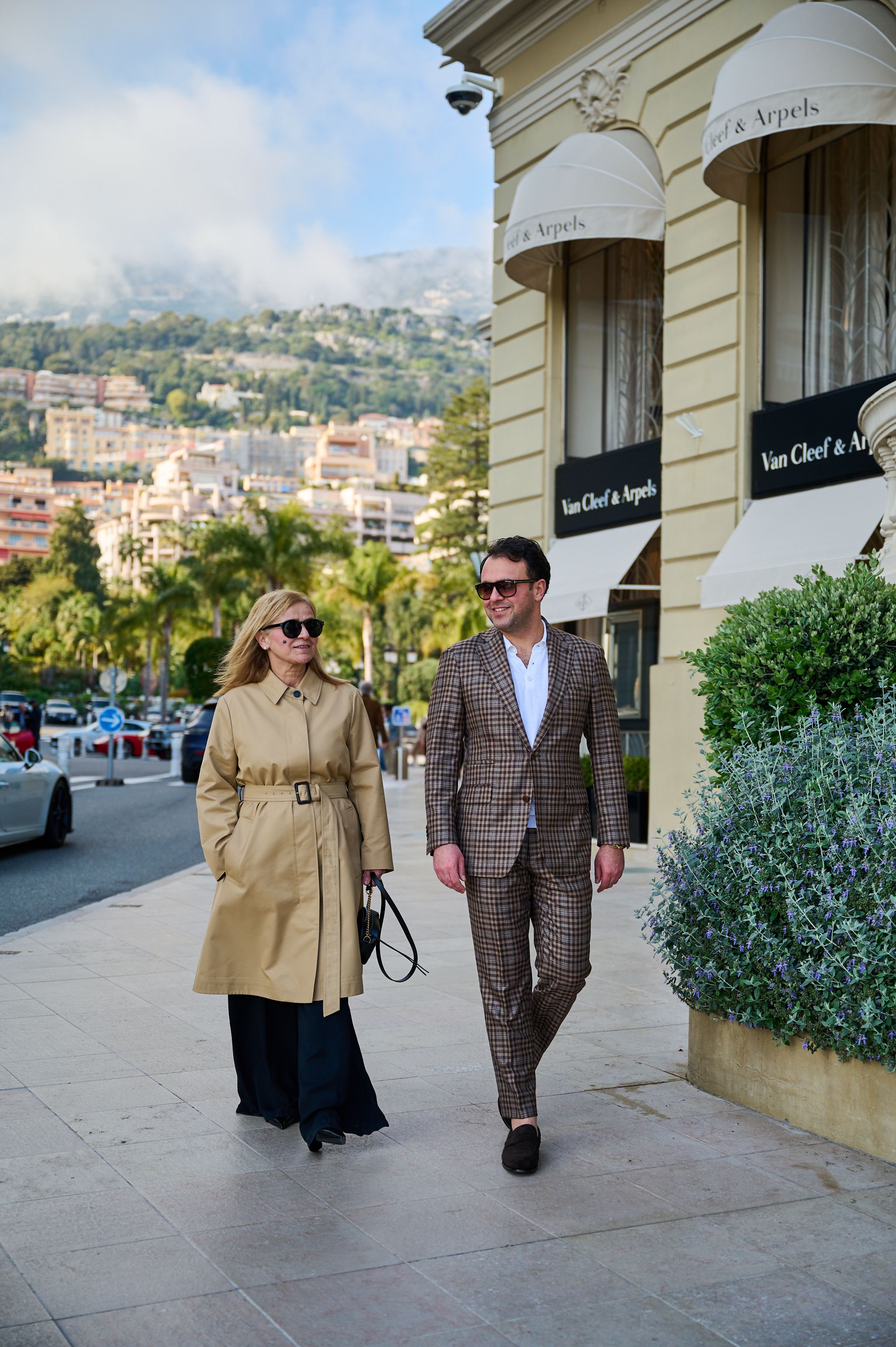Zomerpak van Ettemadis uit Den Haag in Monaco