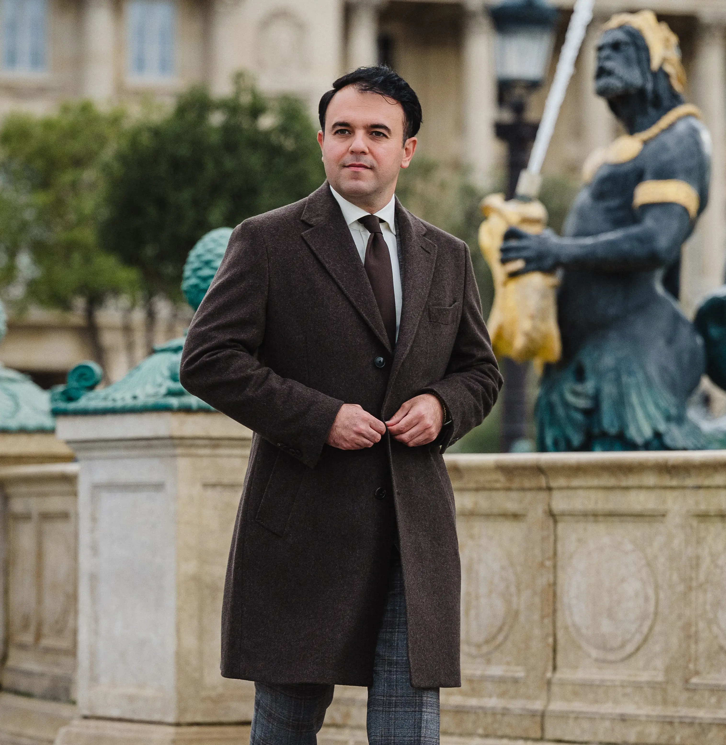 Winterjas op maat van Ettemadis, nieuwe collectie herfst winter 2025