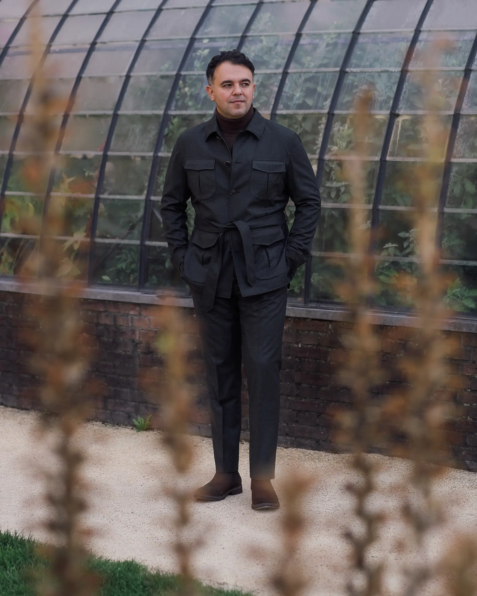 Groene colbert op maat van Ettemadis in Den Haag, collectie lente zomer 2026