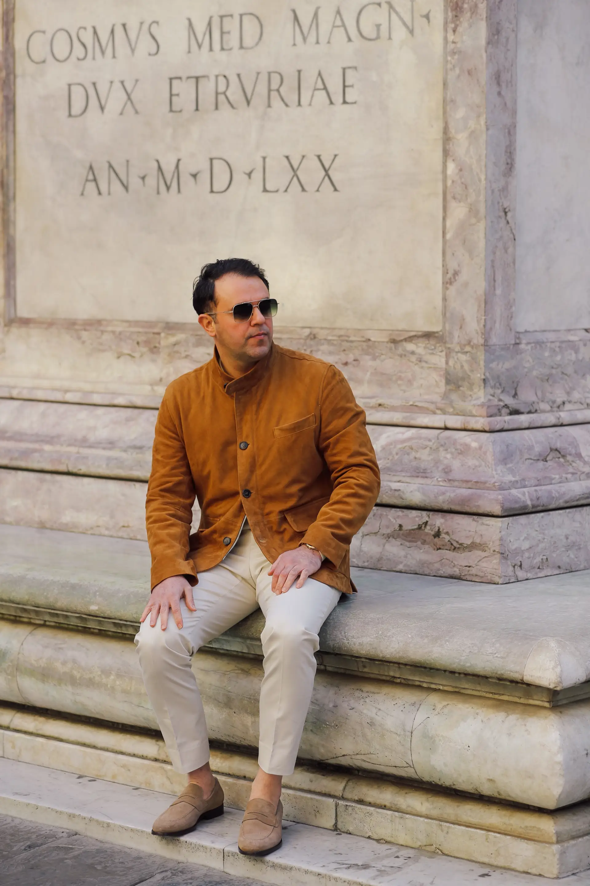 grijze pantalon van Ettemadis