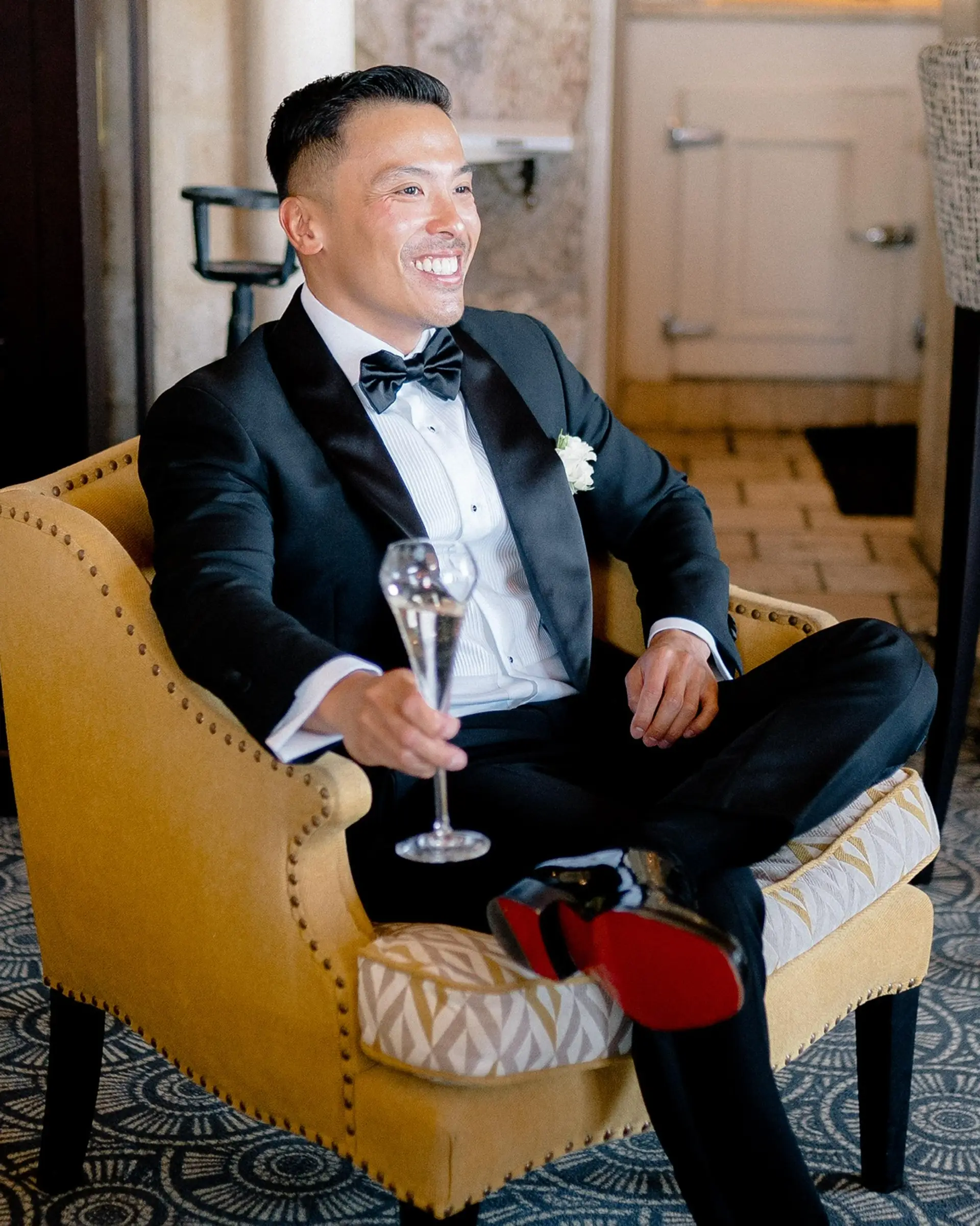 Zwarte smoking op maat trouwen