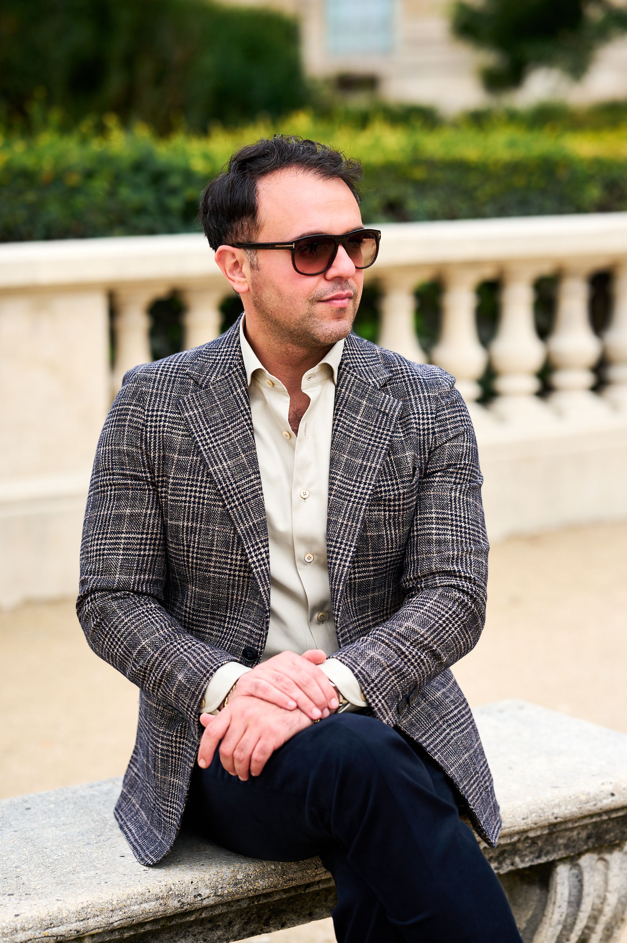 Grijs geruit colbert op maat van Ettemadis