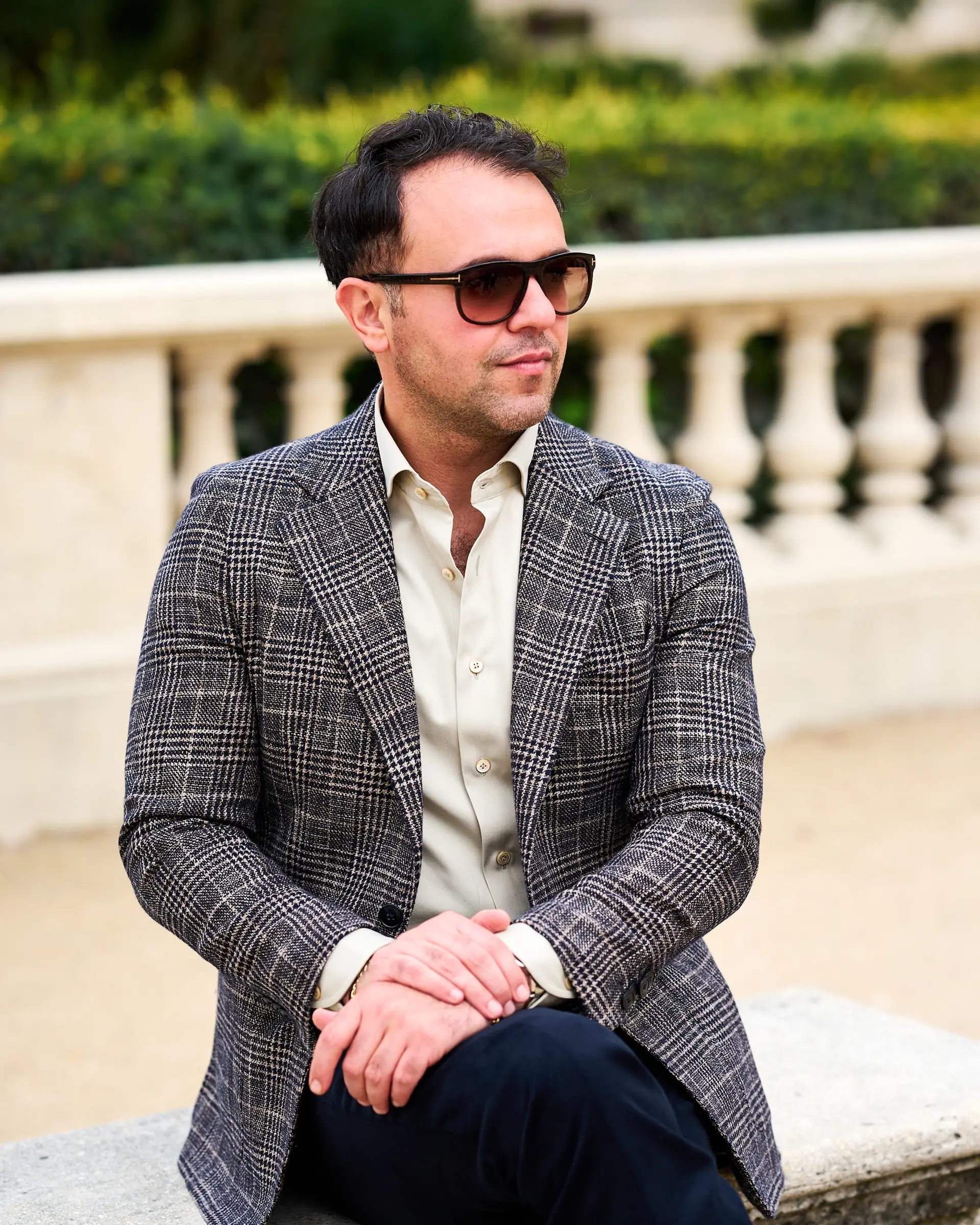 Grijs geruit colbert op maat van Ettemadis