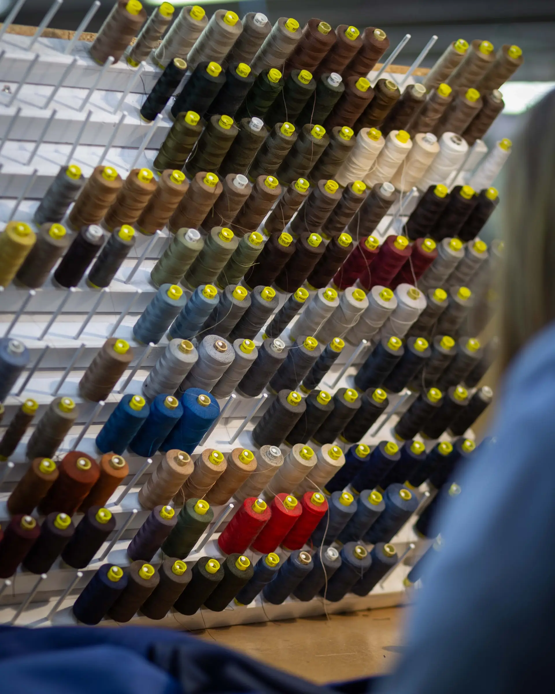 Naaigaren, verschillende kleuren