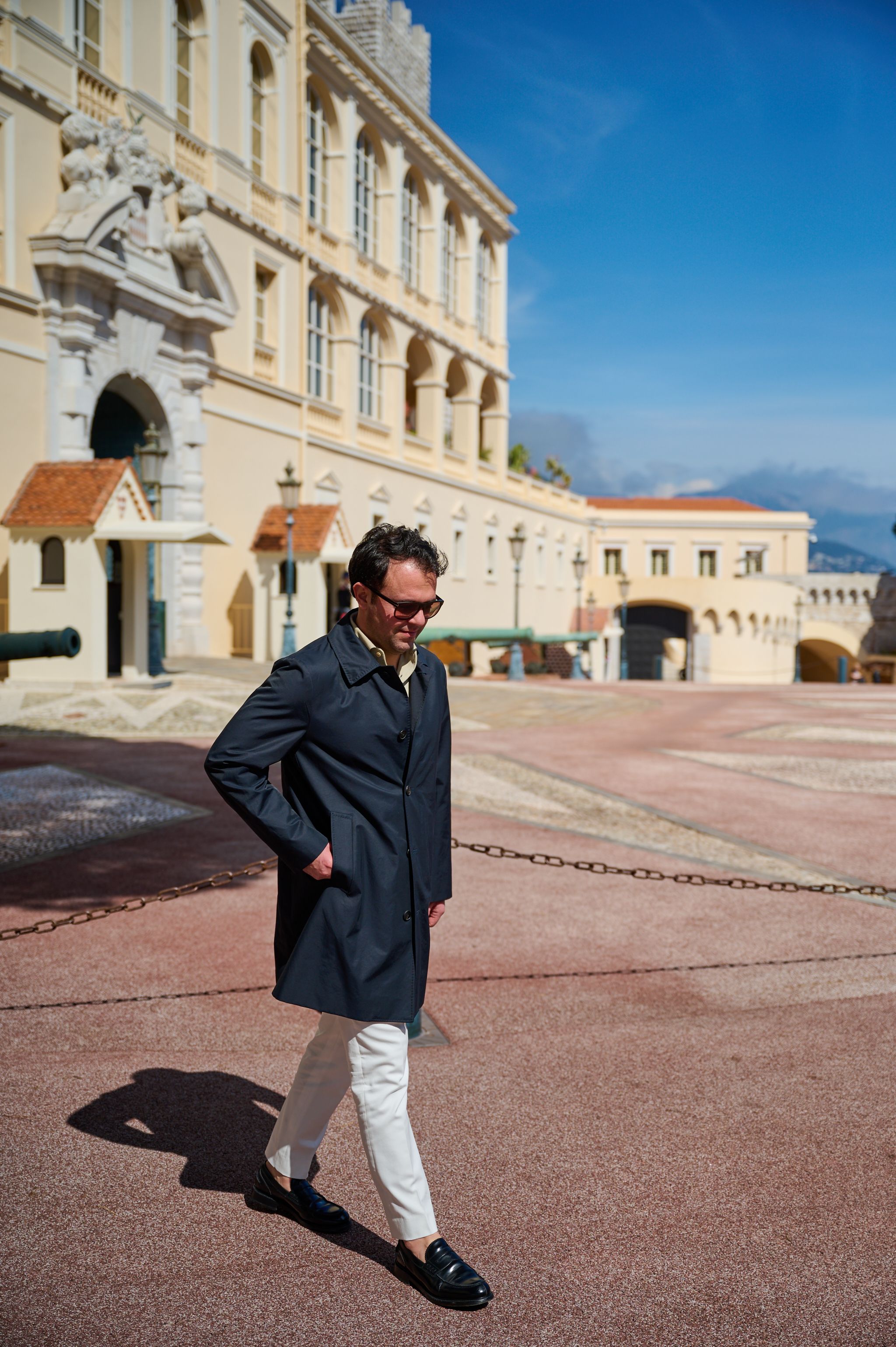 overcoat op maat van Ettemadis uit Den Haag