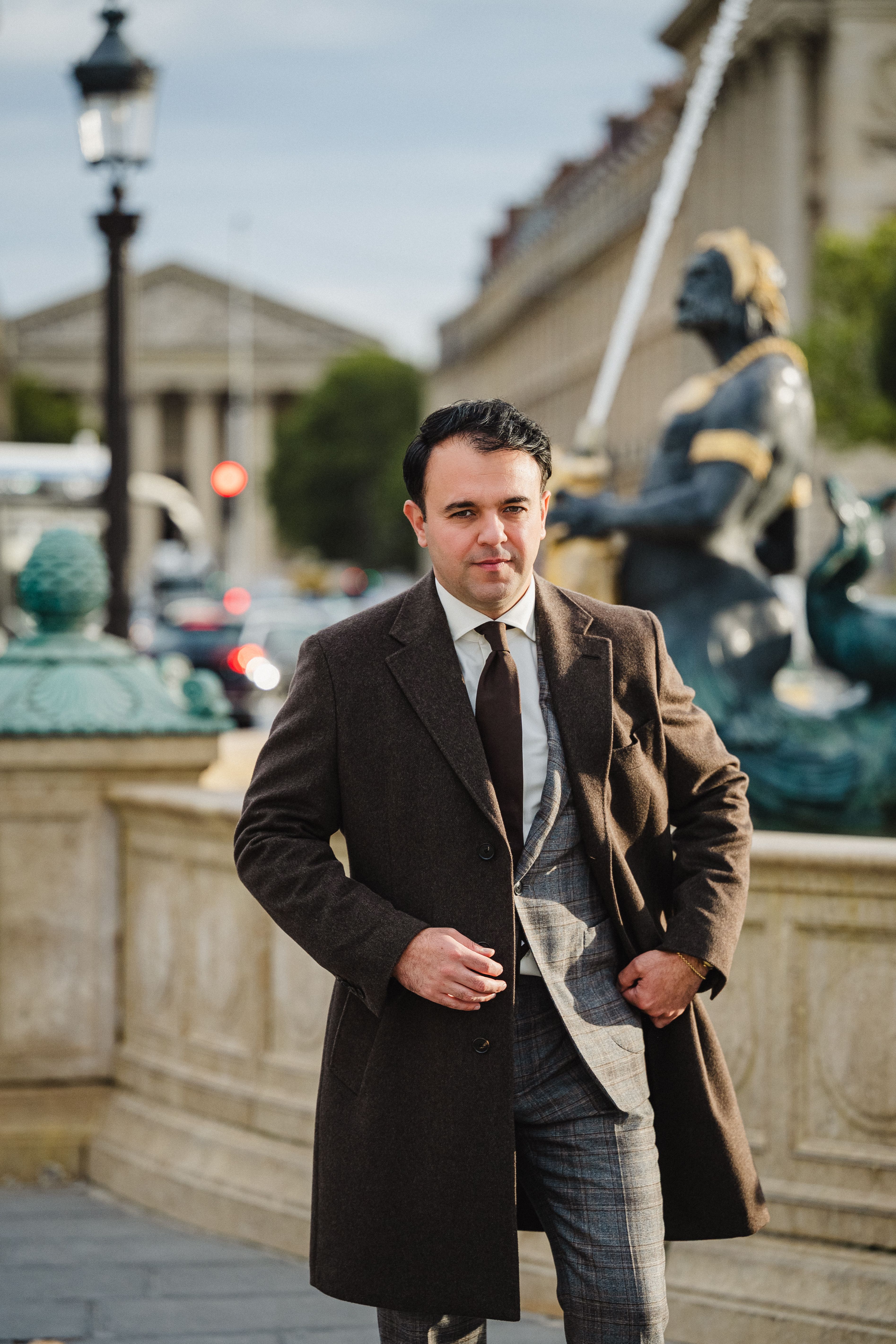 Amir in kasjmier overjas