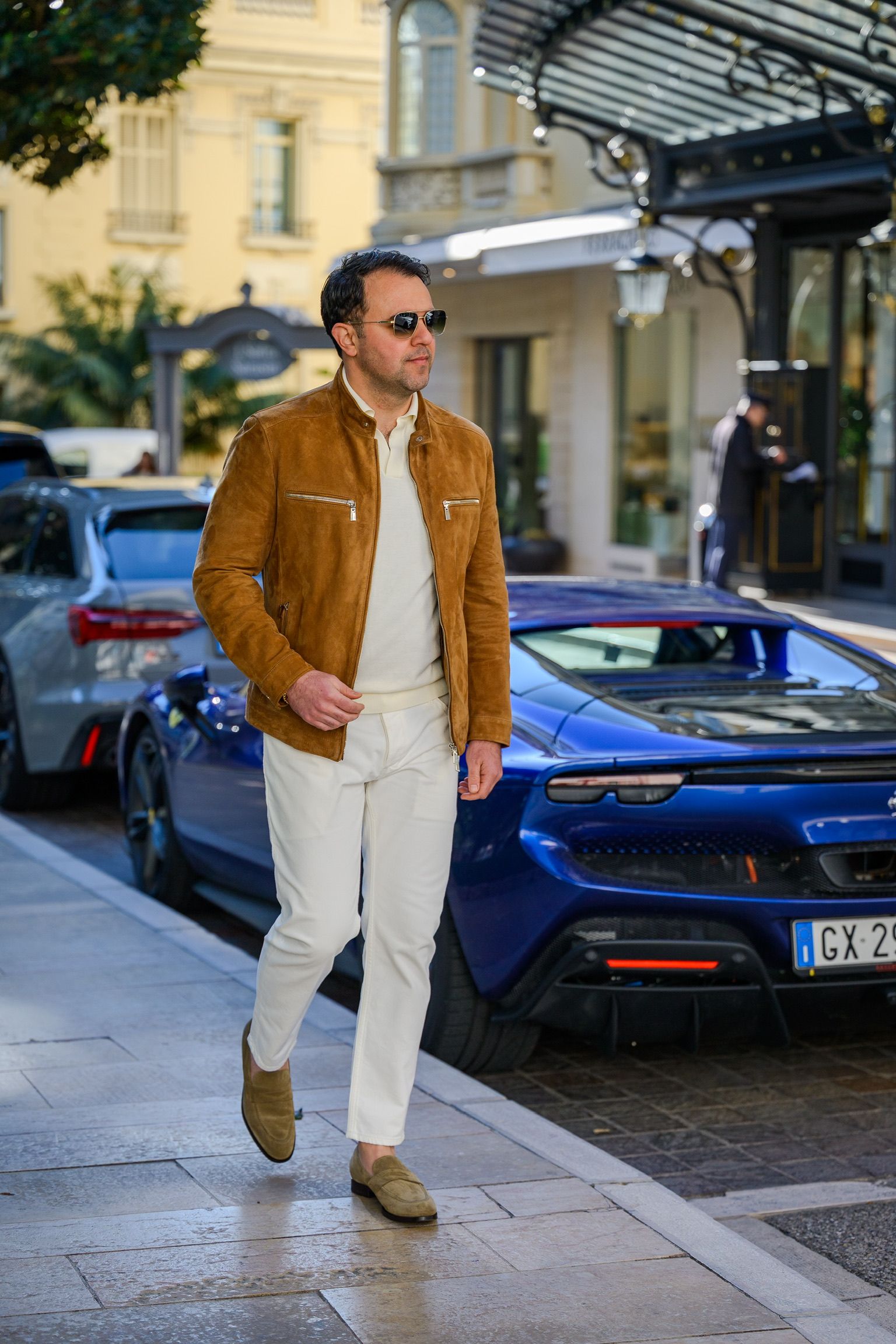 Suede camel jas van Ettemadis