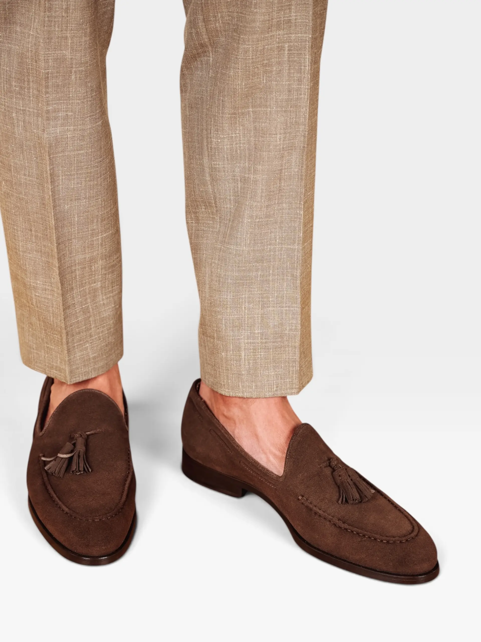 Suede bruin tassel loafers