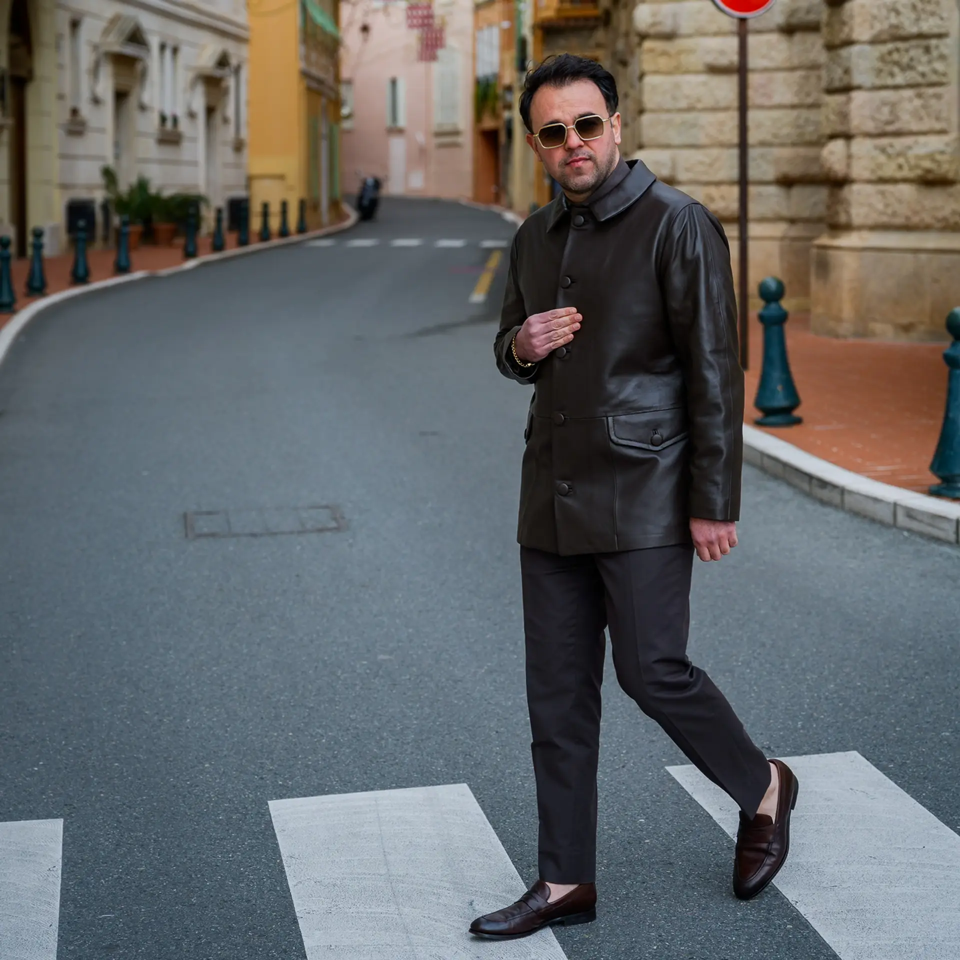 Zomer leren jas van Ettemadis in Monaco