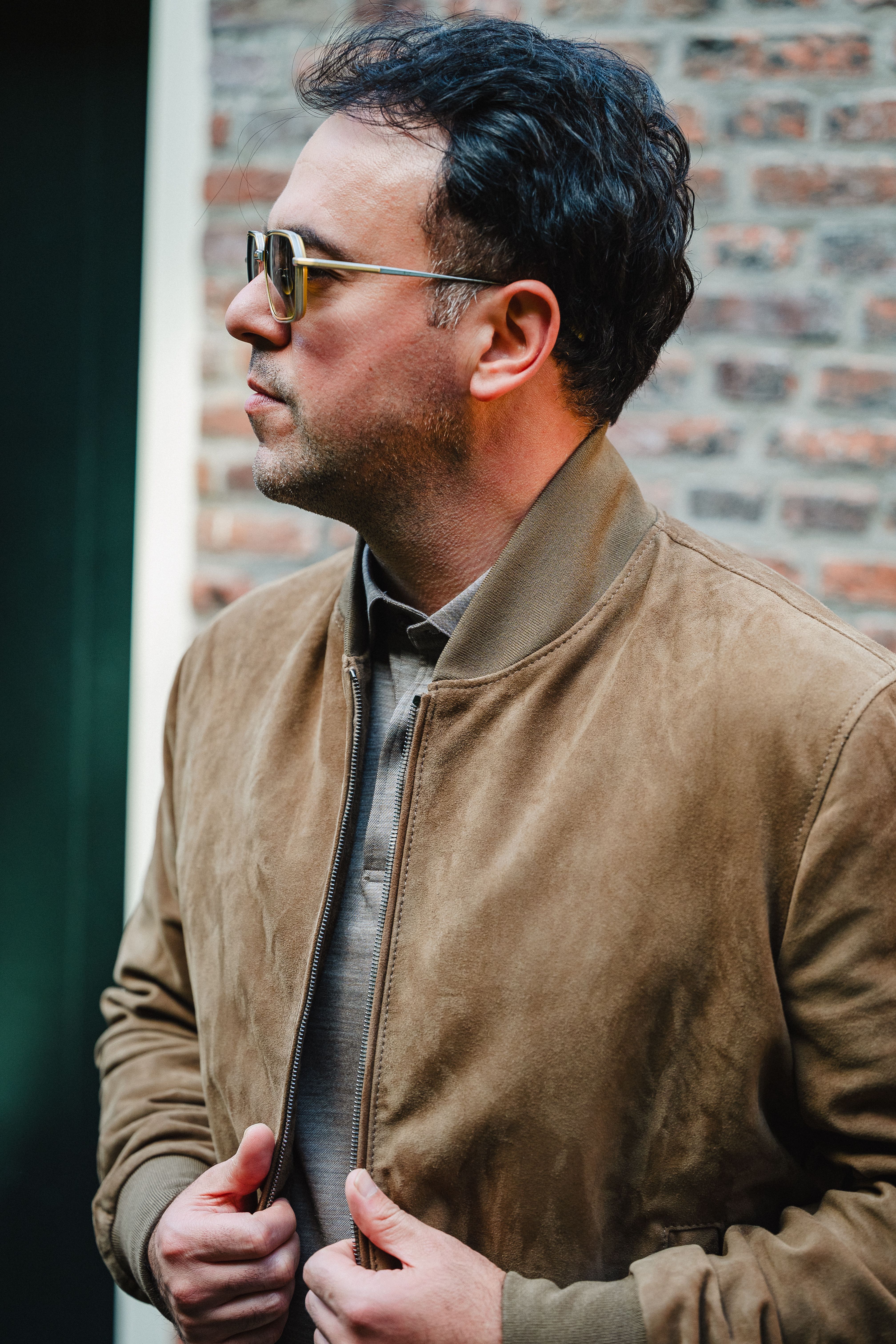 Details Suede bomber jas op maat van Ettemadis