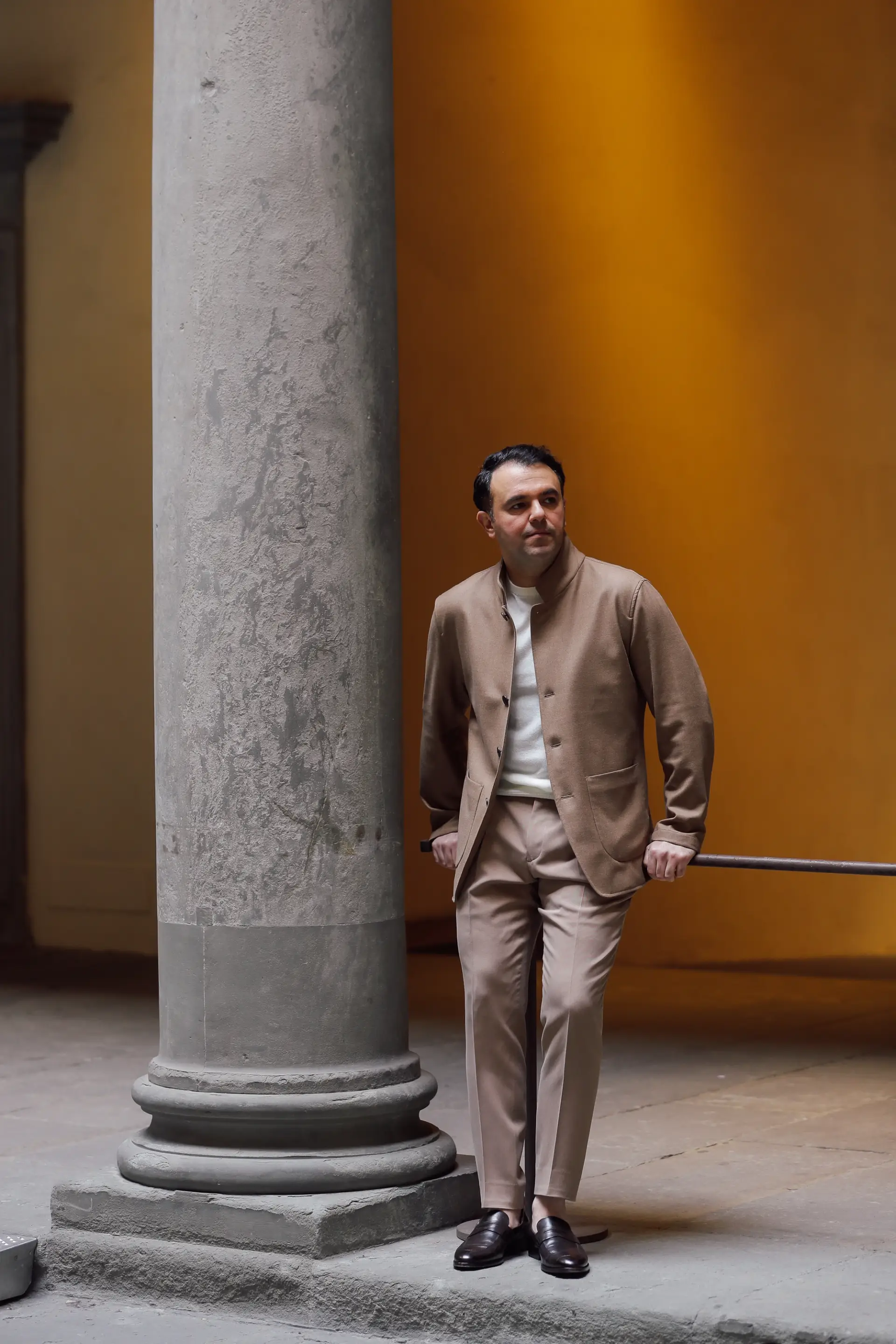 Neru jas van Amir Etemadi