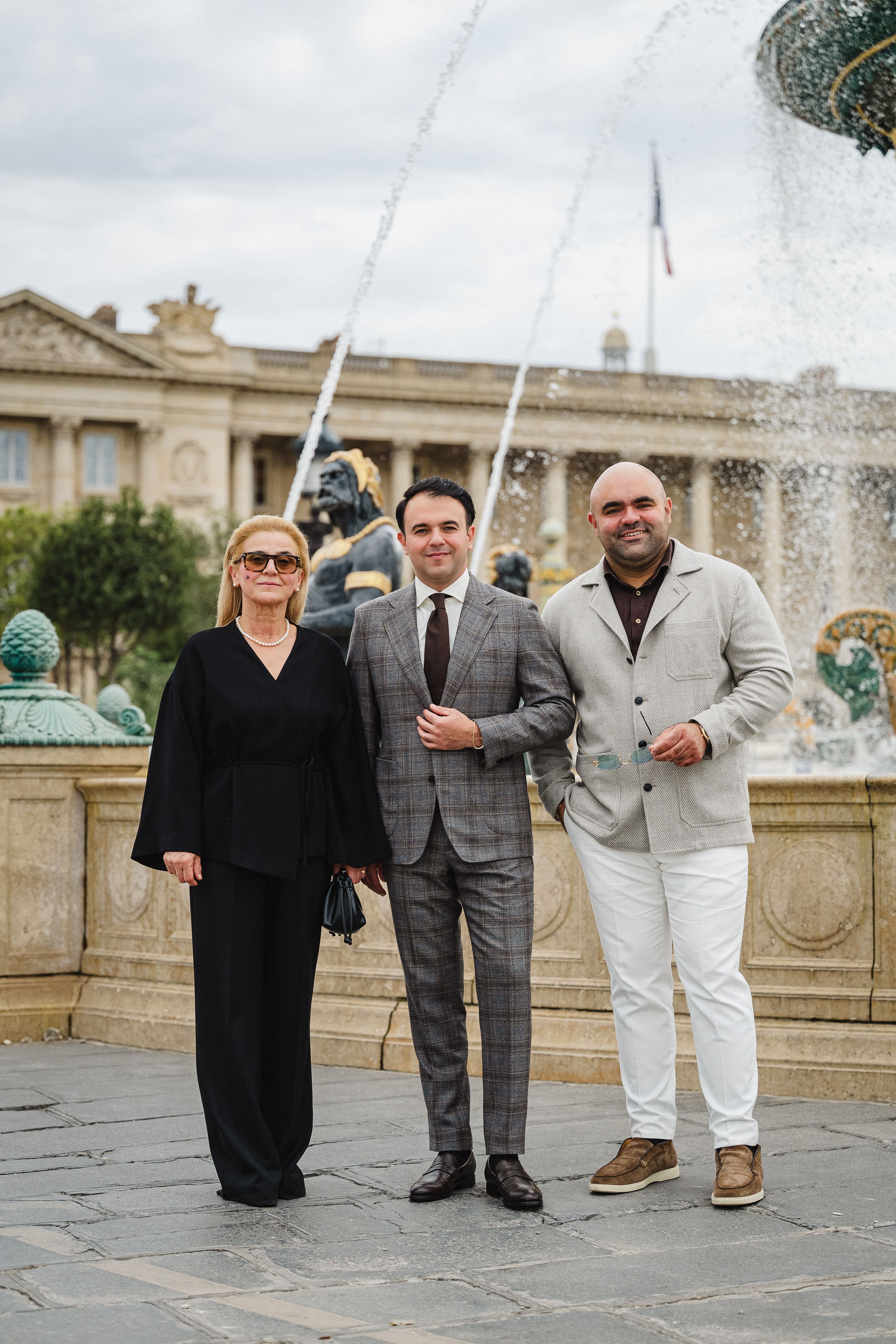 Familie Ettemadis in Parijs