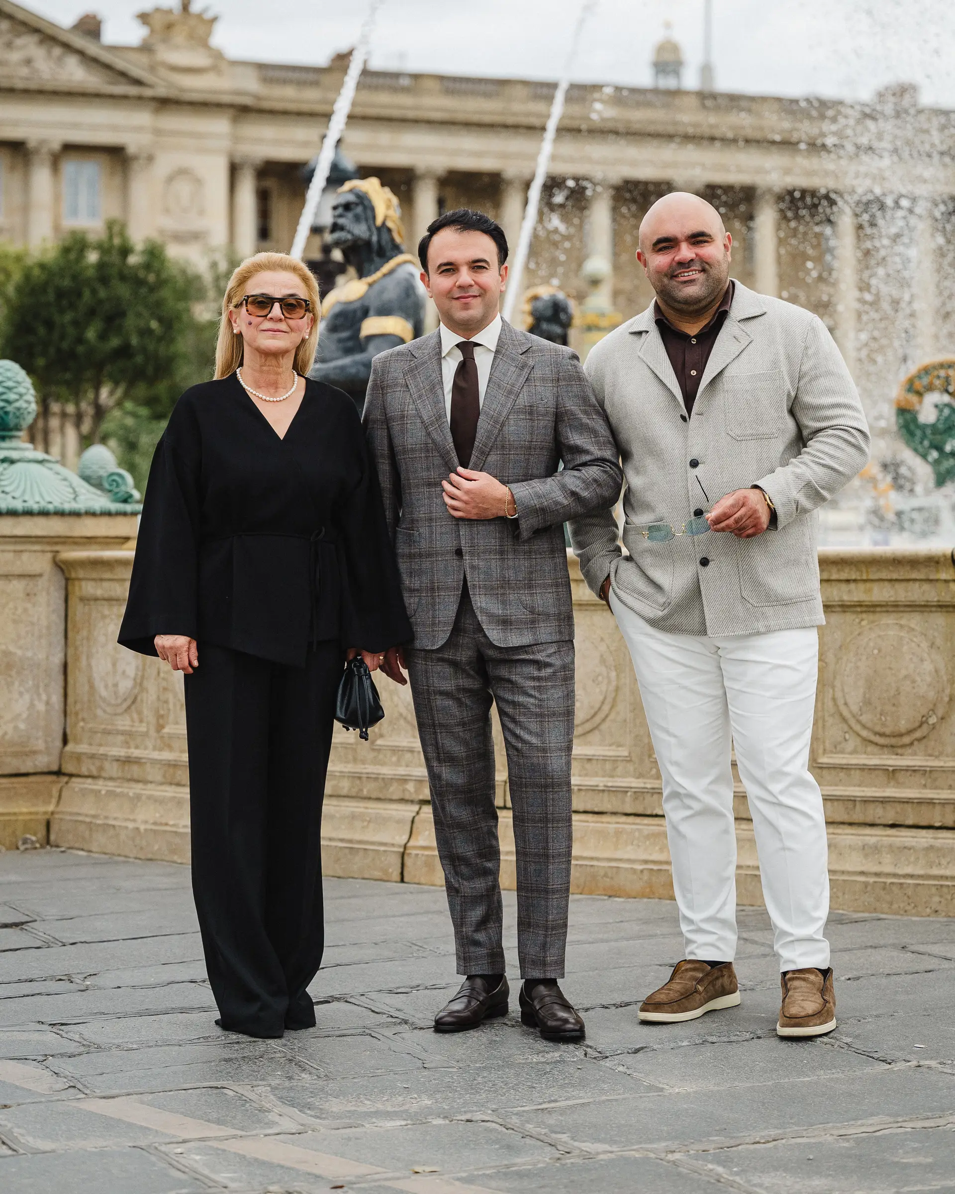 Familie Ettemadis in Parijs