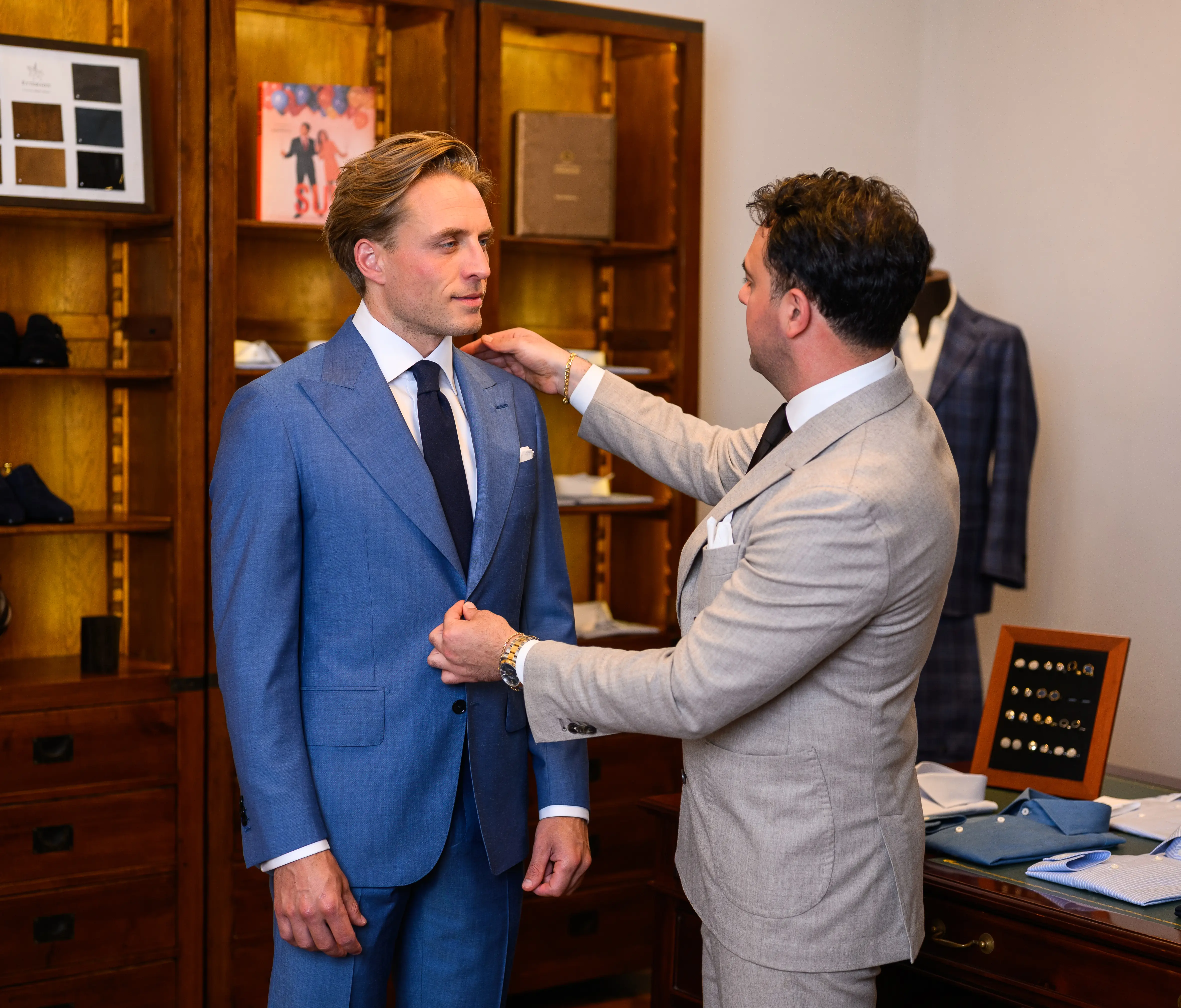 Doorpassen foto bij Ettemadis in Den Haag