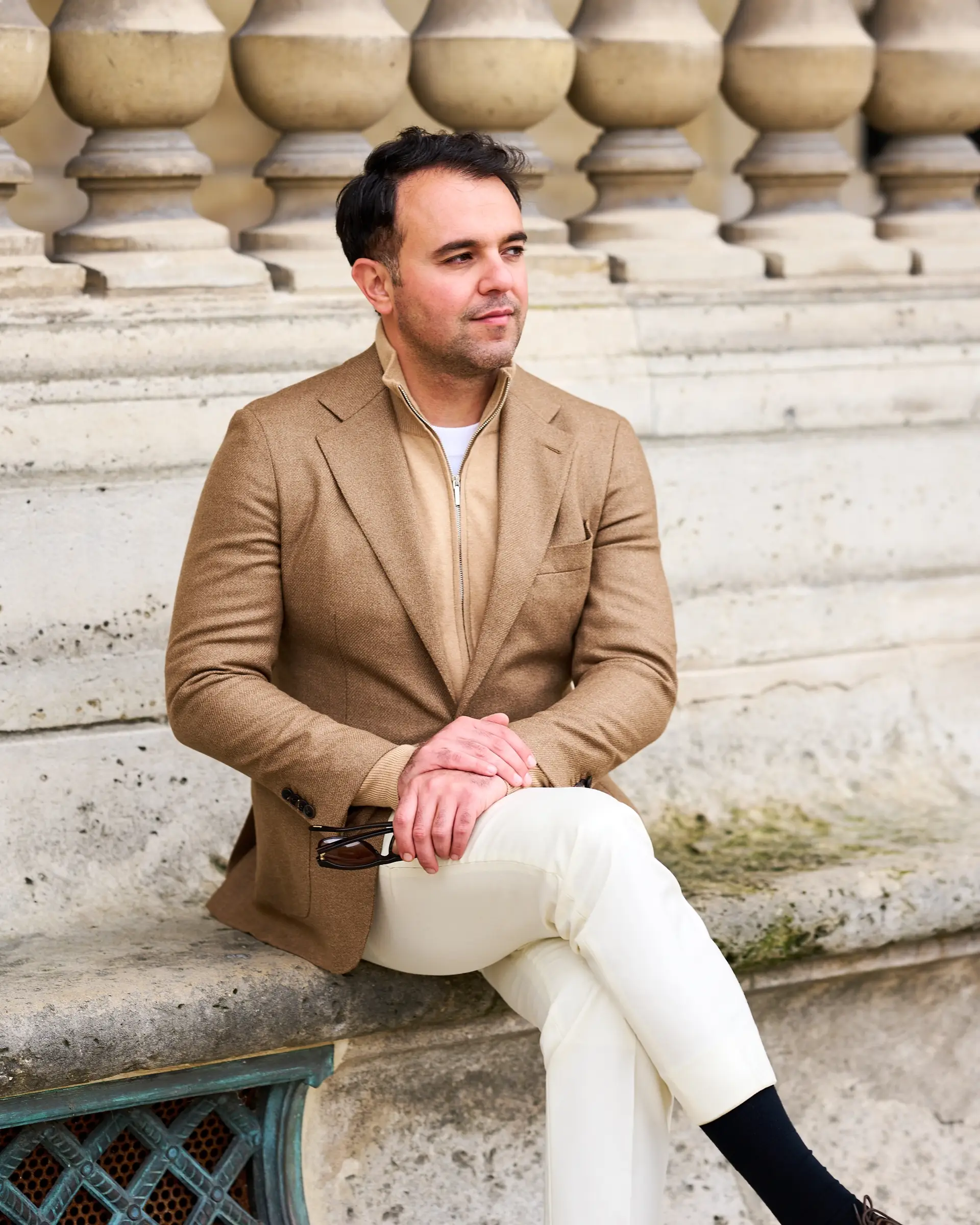 Casual chic outfit van Amir Etemadi van Ettemadis