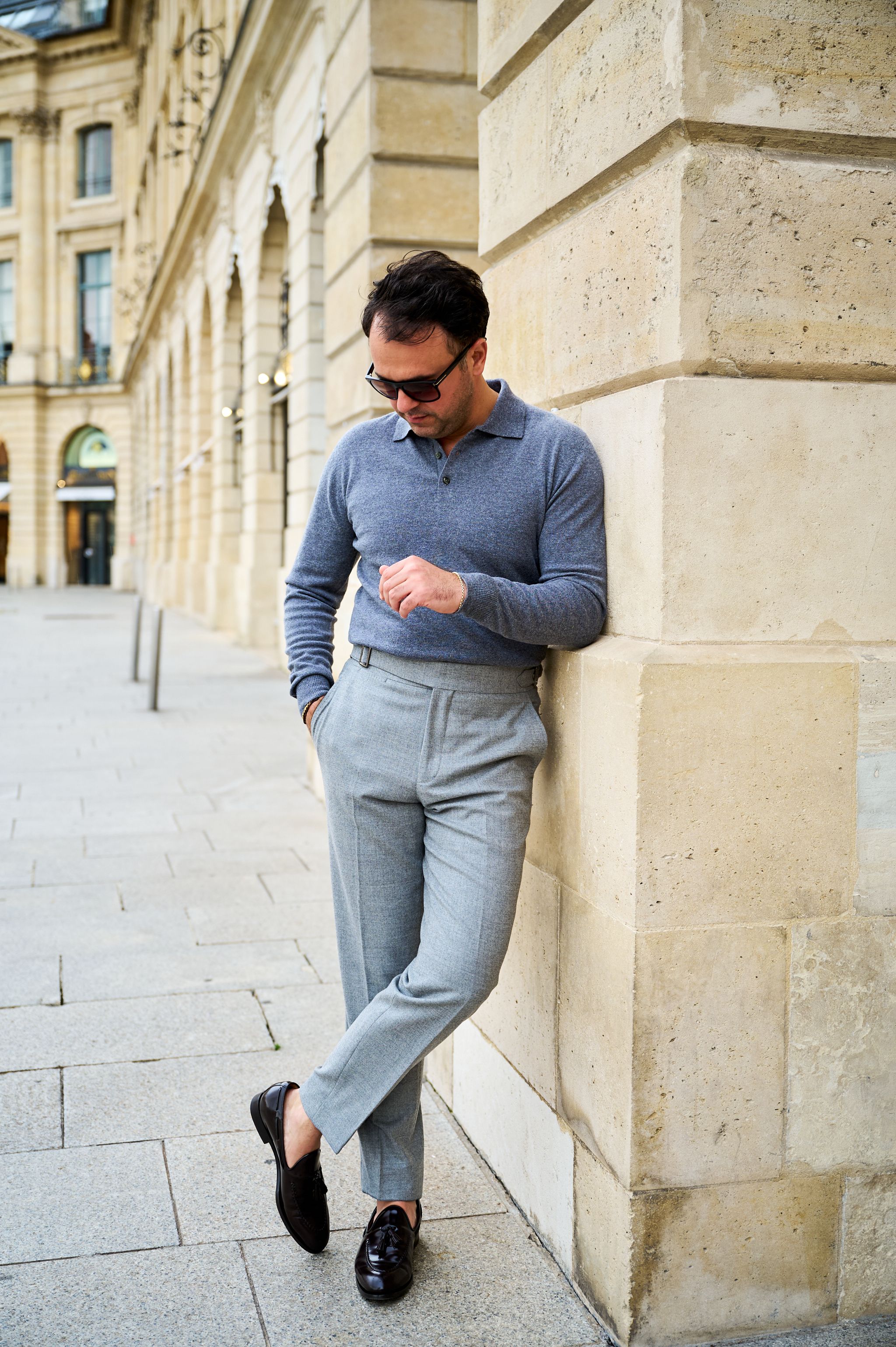 Grijs pantalon op maat van Ettemadis in Nederland