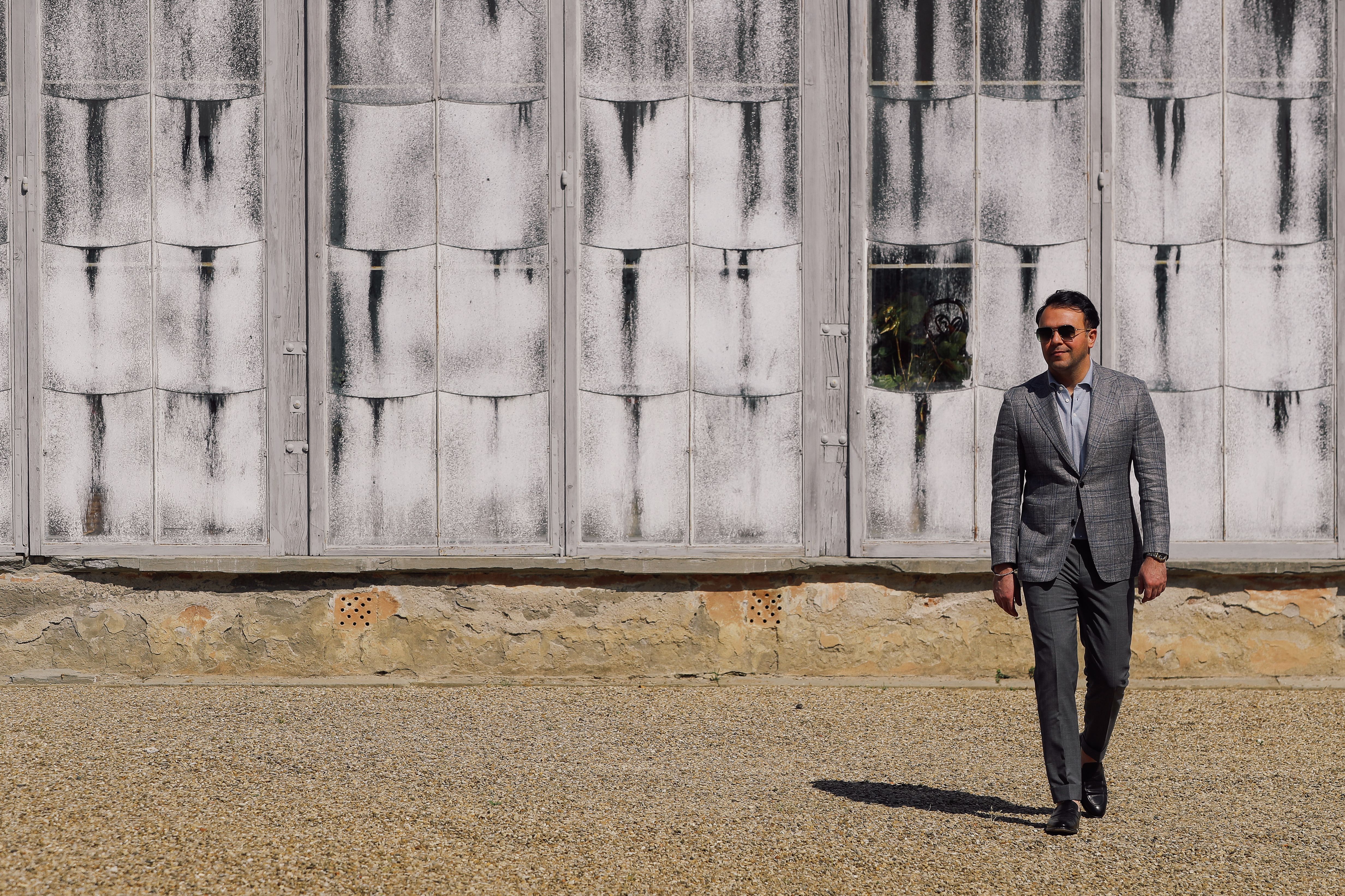 Grijs colbert op maat van Ettemadis