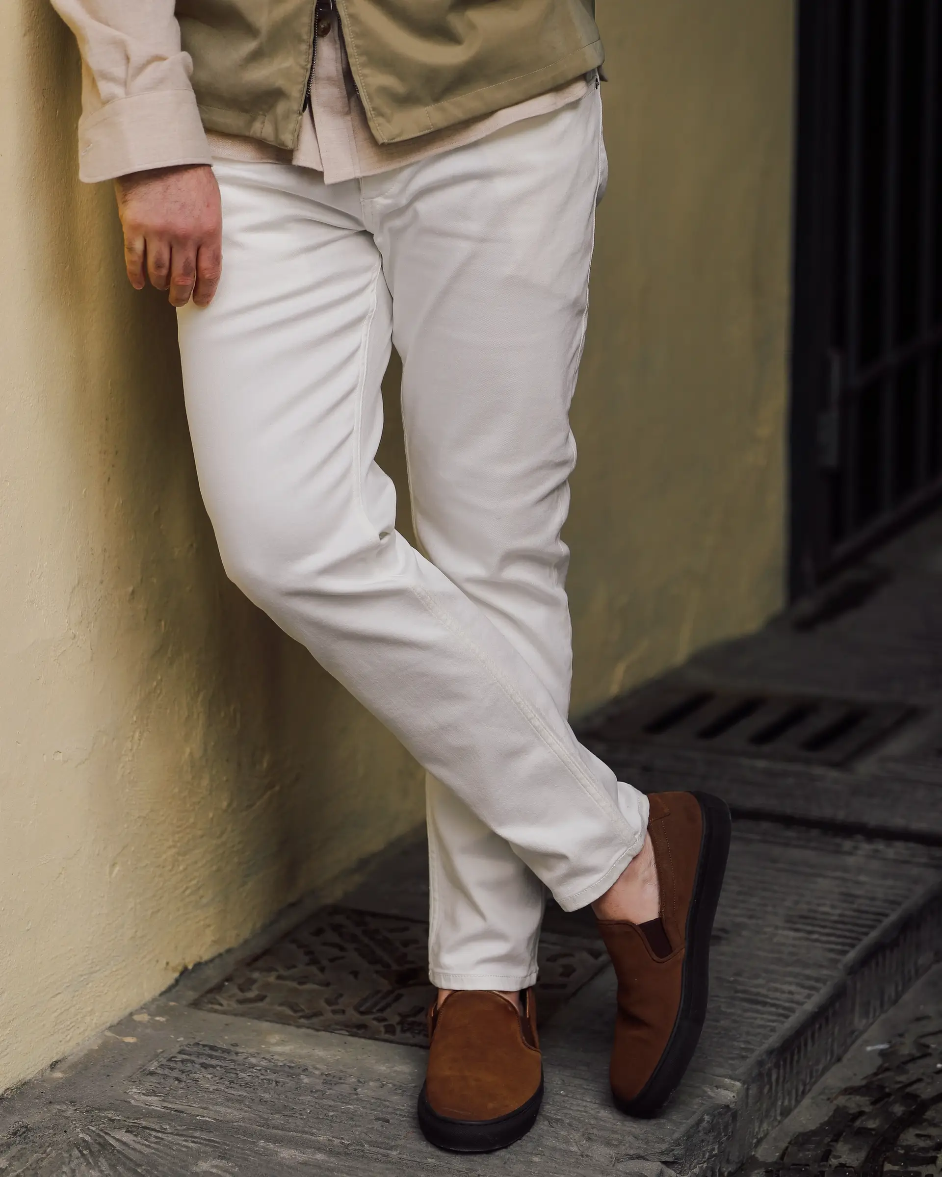 Witte broek op maat van Ettemadis, denim