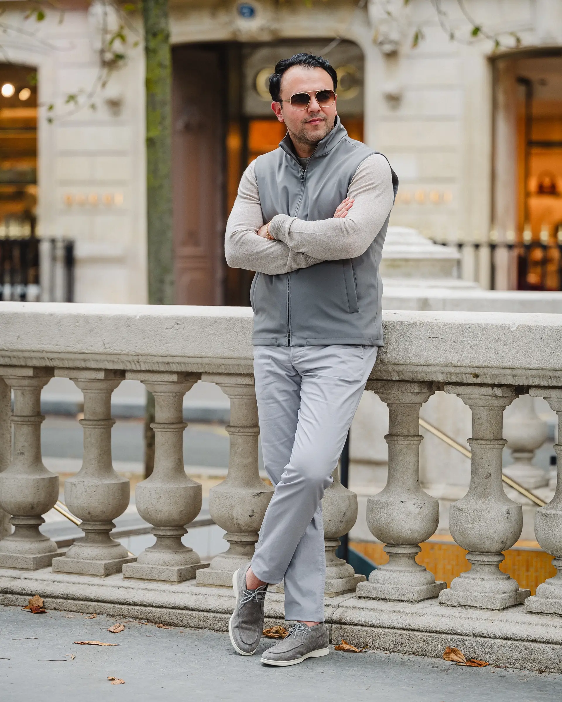 grijze bodywarmer van Ettemadis