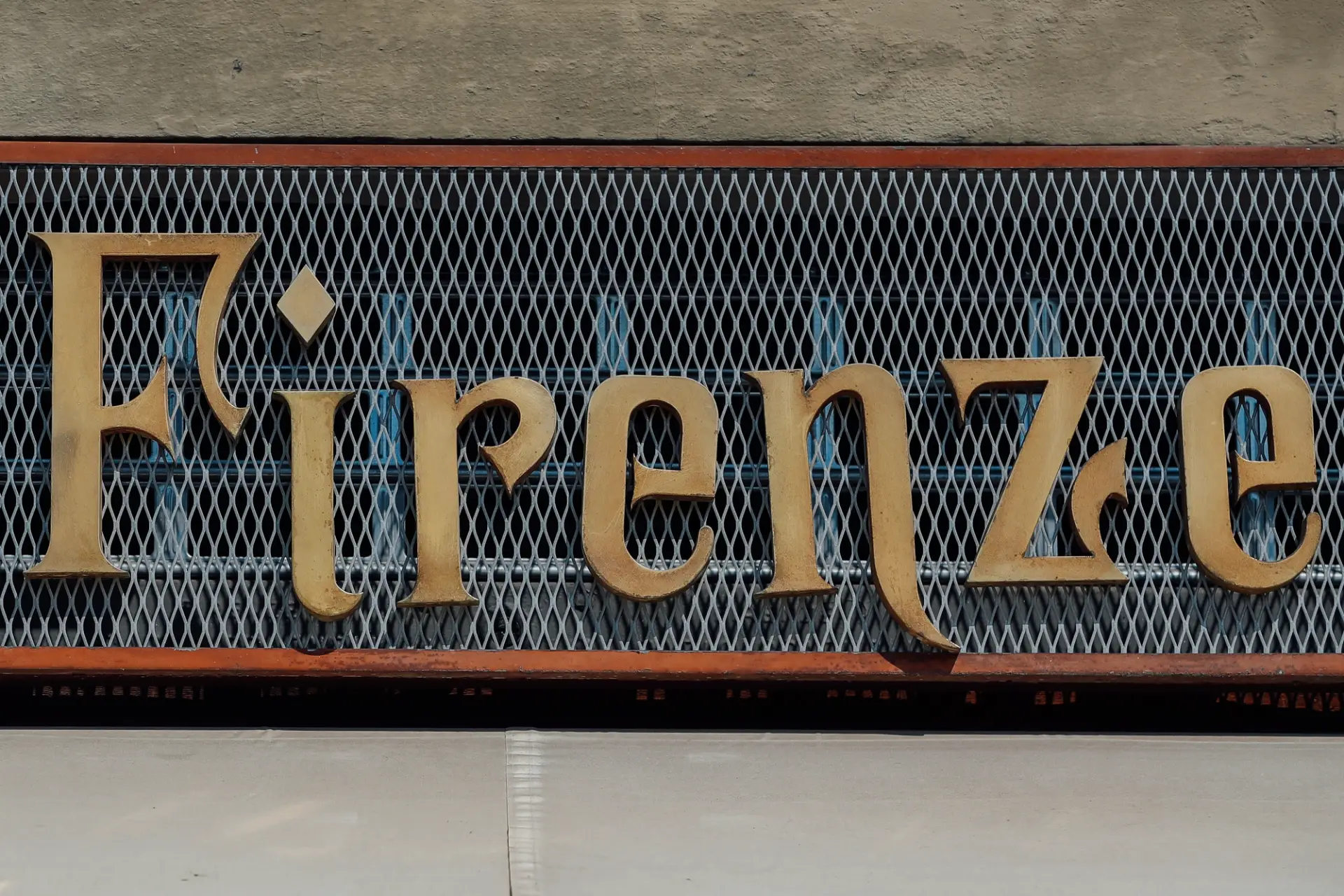 Firenze sign