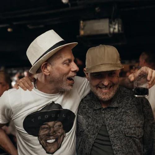 Si Kurrage & Mr Shiver