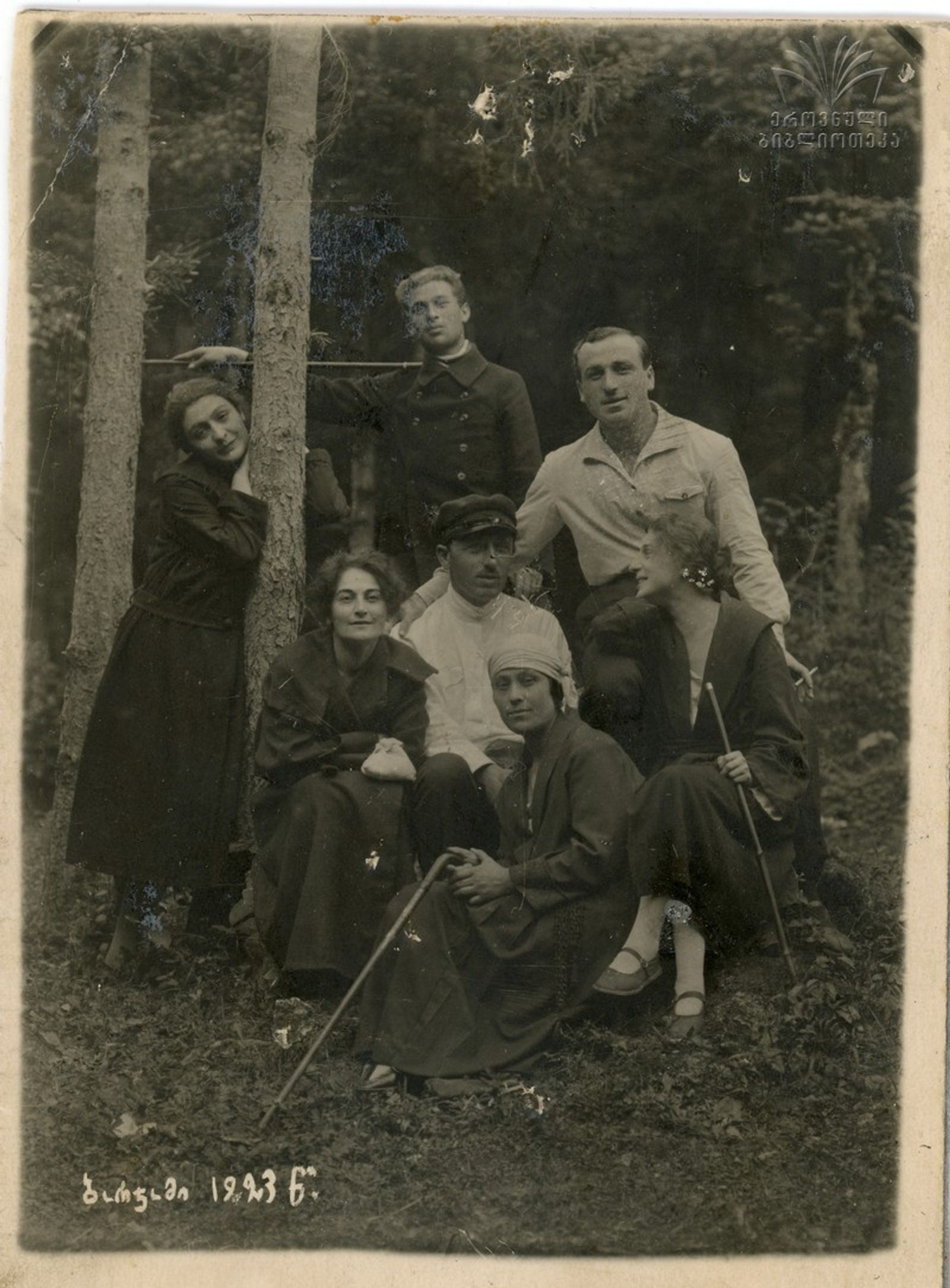 200