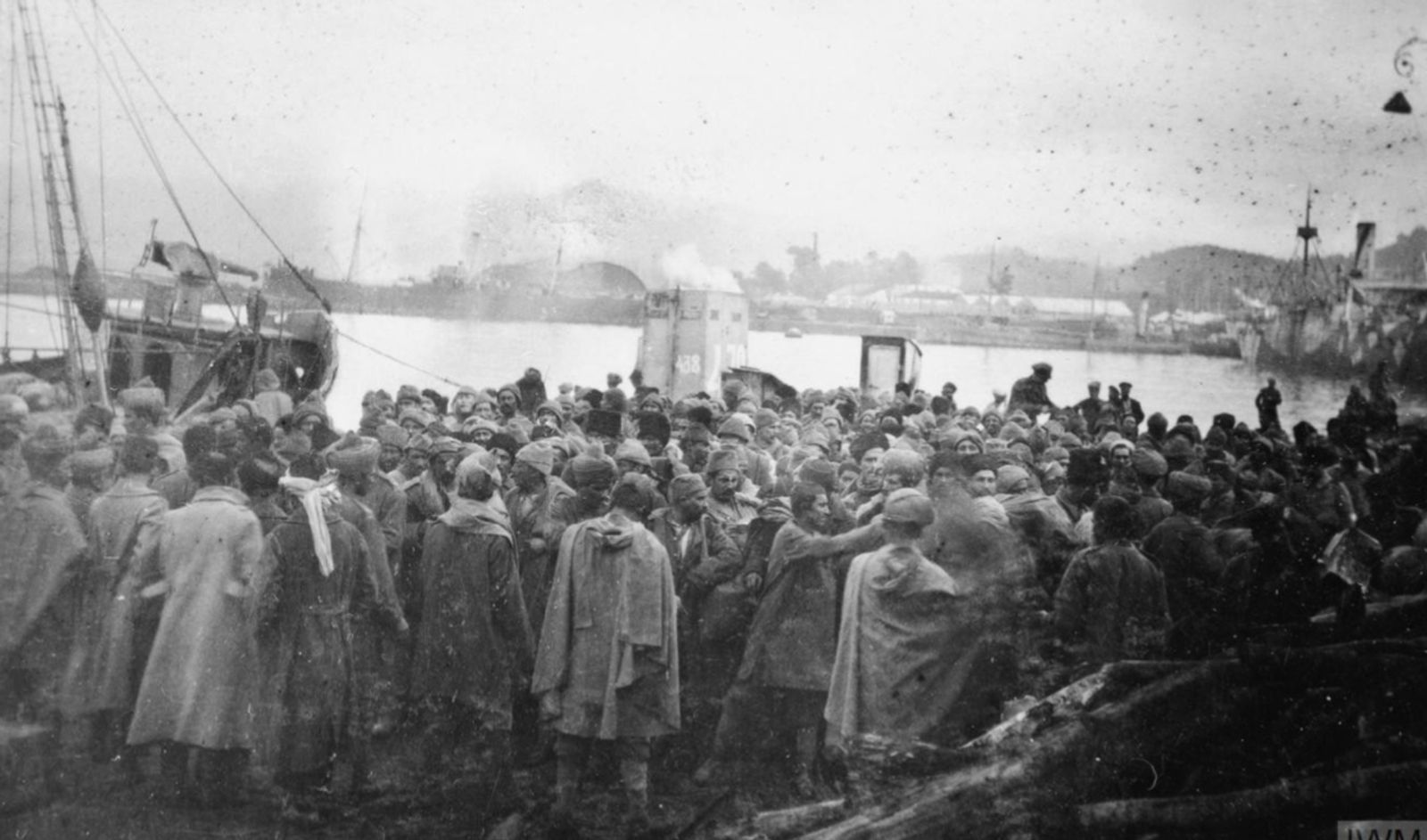 ოსმალო ტყვეები ბათუმში. 12.1918 წ.