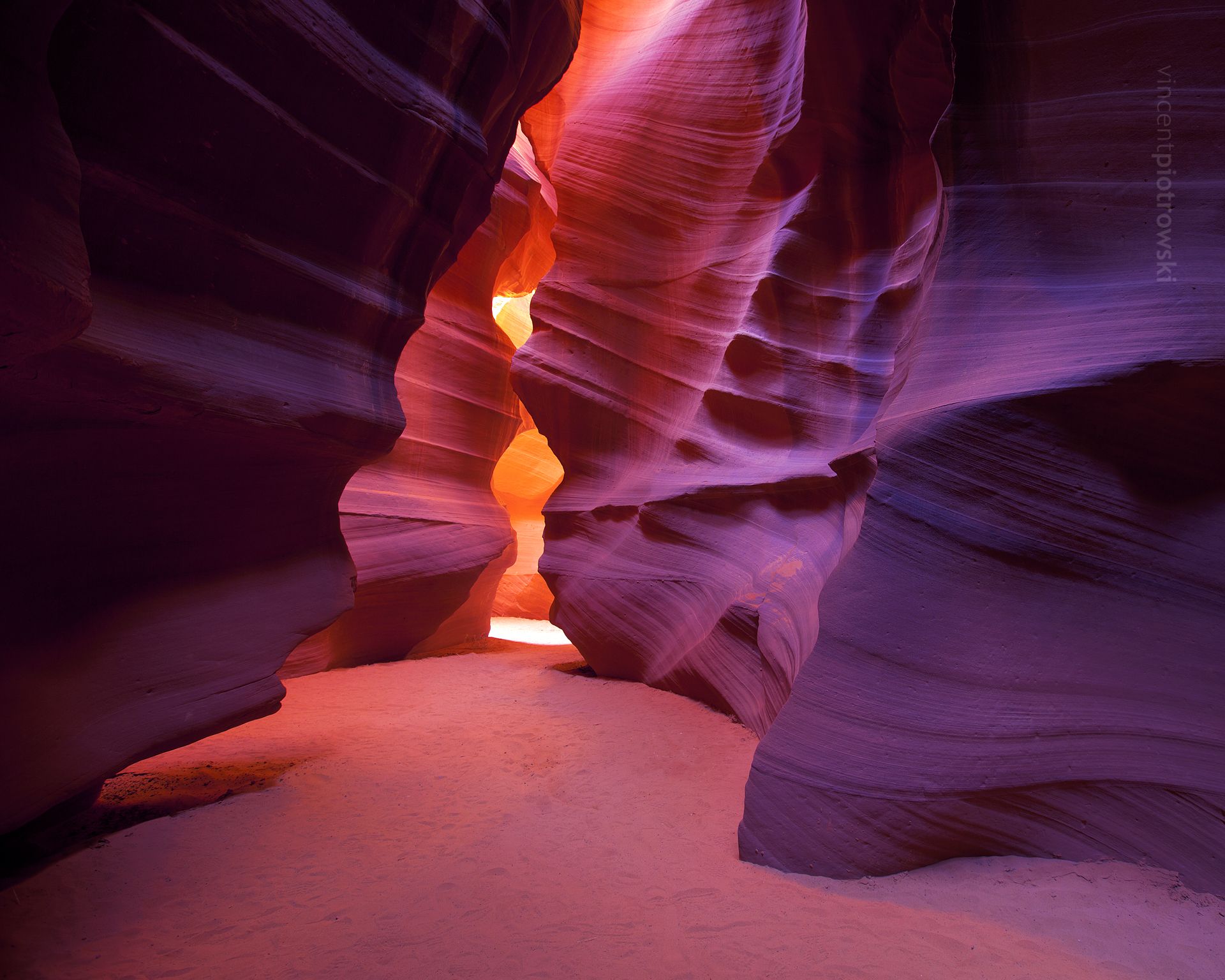 Upper Antelope Canyon in Arizona with beautiful lighting