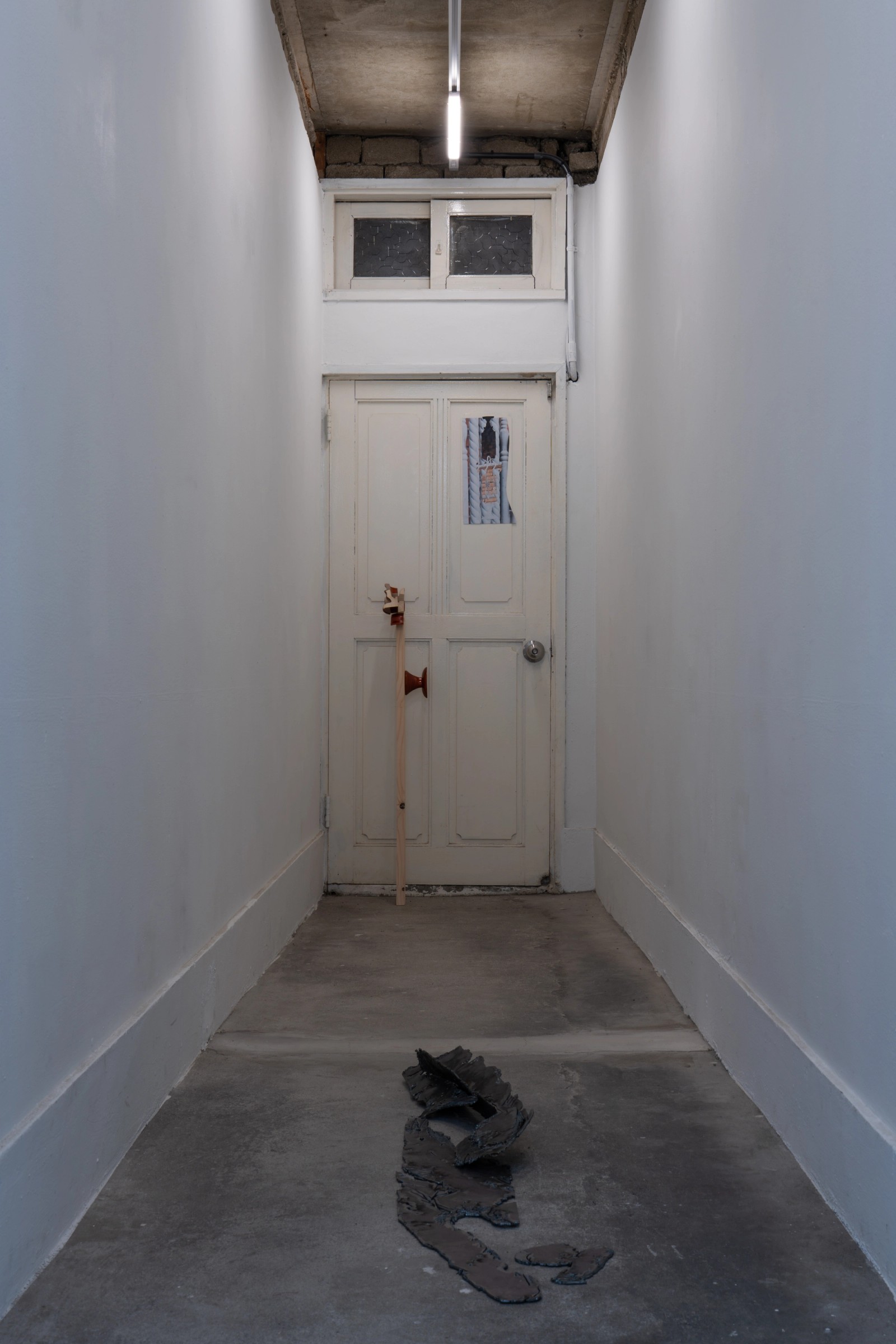 《EXCAVATORS (발굴자들)》