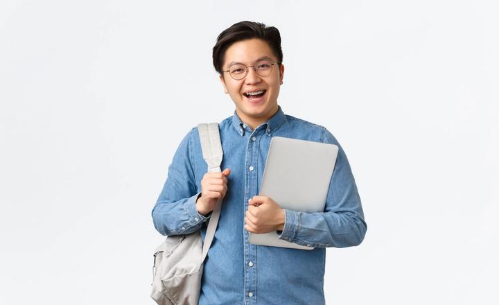 学生正在借助 AI 规划整个留学之旅——效果显著