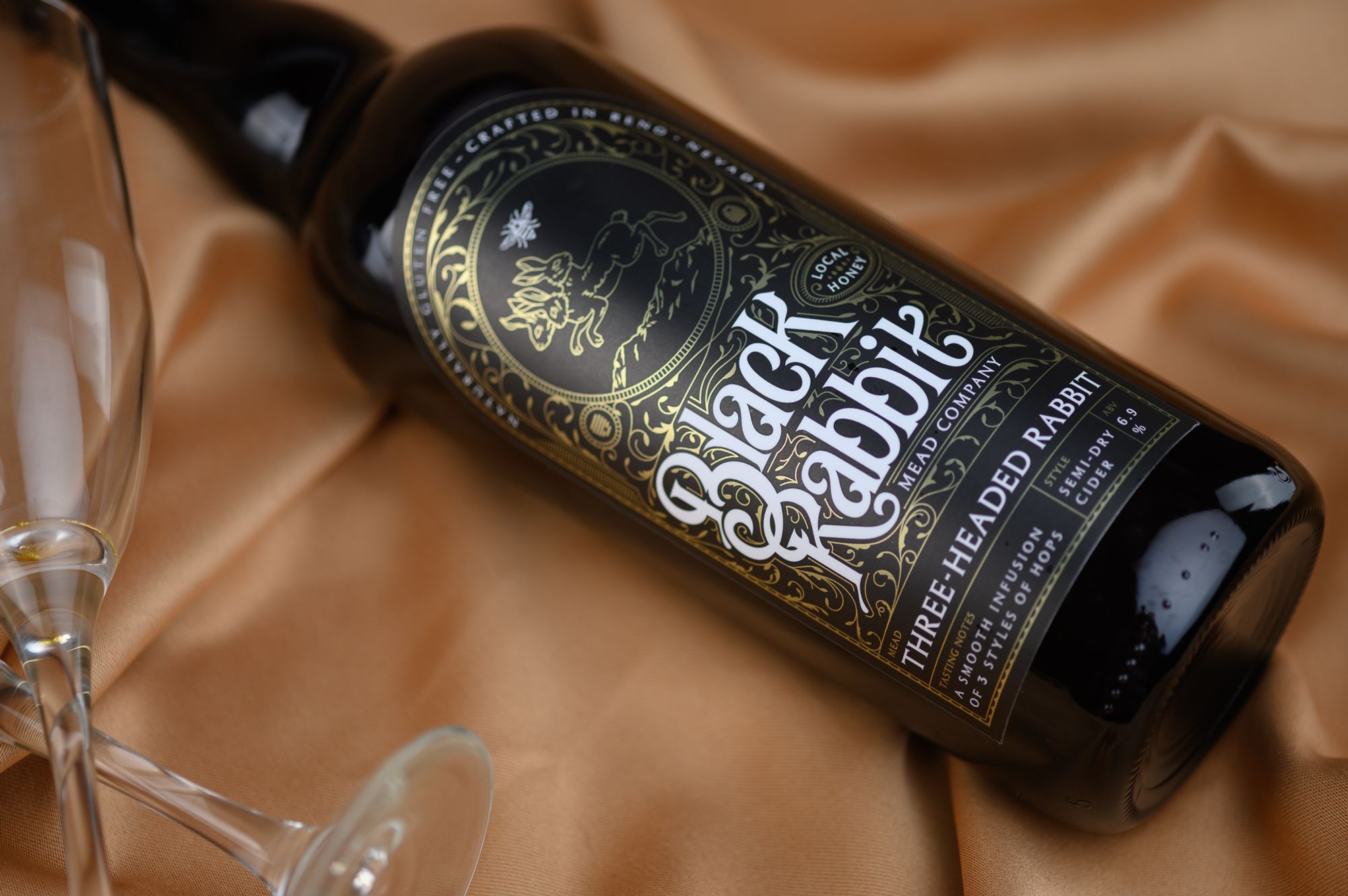 mead bottle design