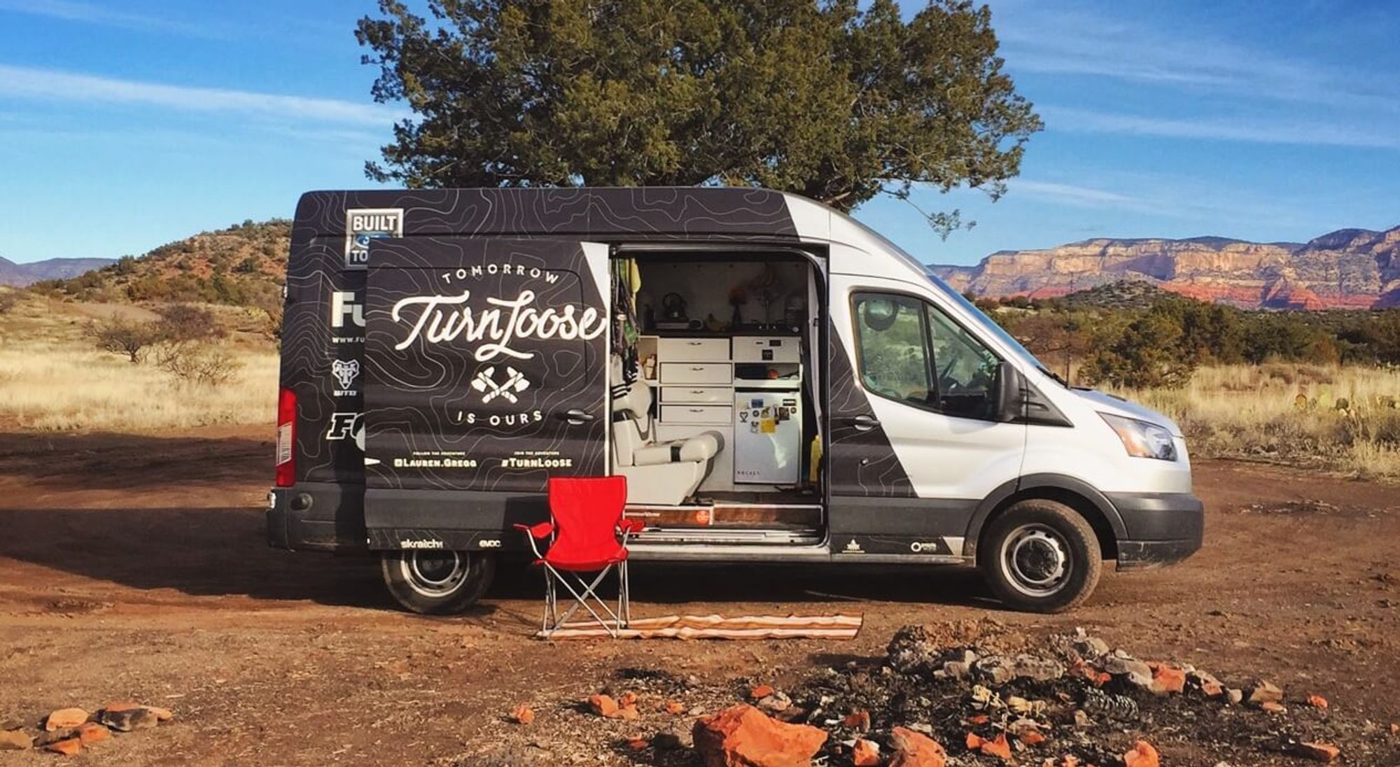 Turn loose branded van