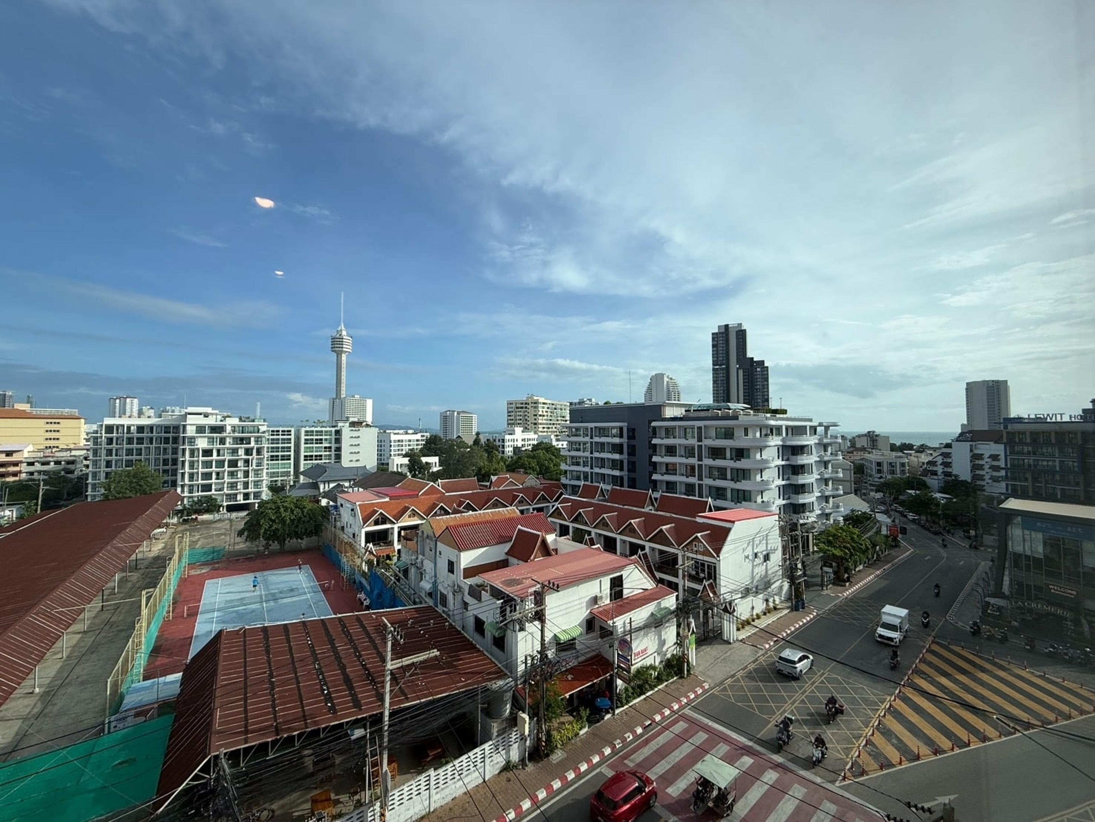 2-Schlafzimmer-Apartment mit Meerblick, New Nordic Atrium — Pratamnak, Phra Tam Nak Soi 4, Pattaya — 2