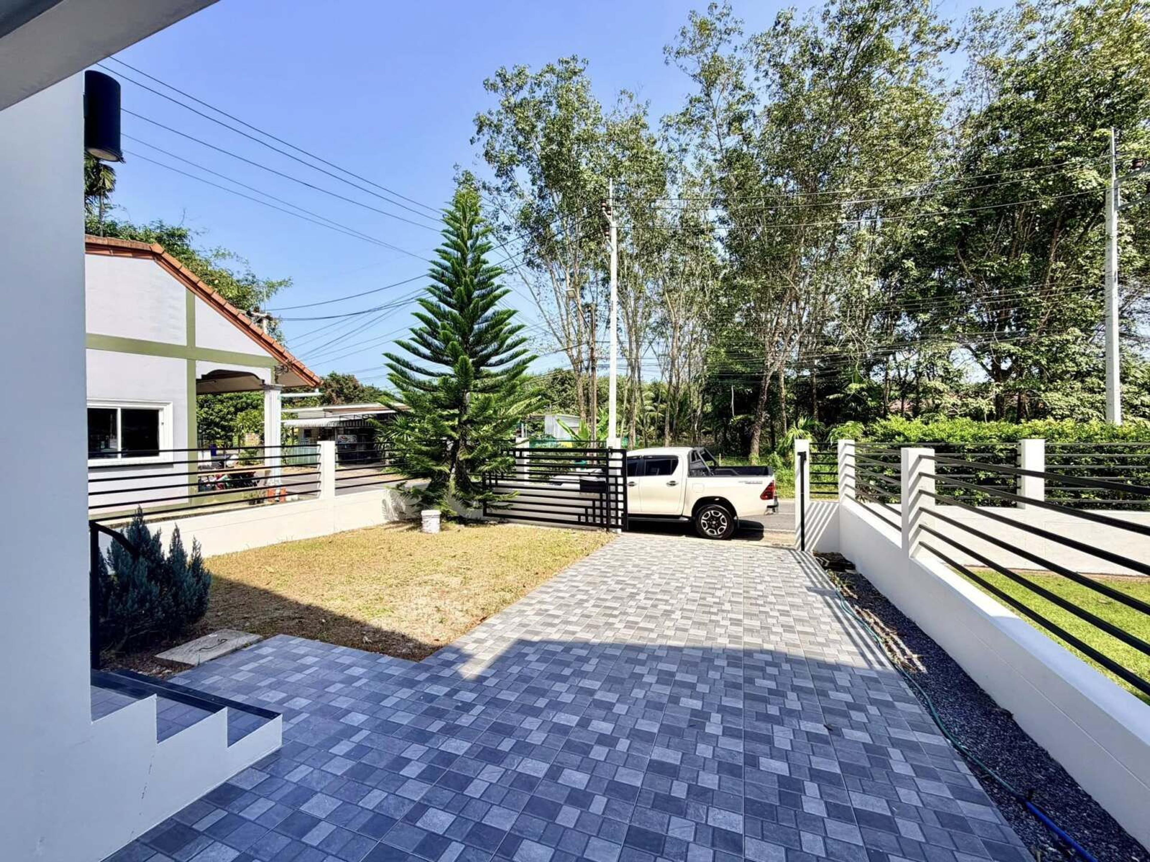 Ready-made modern house with pool in Thalang — 14