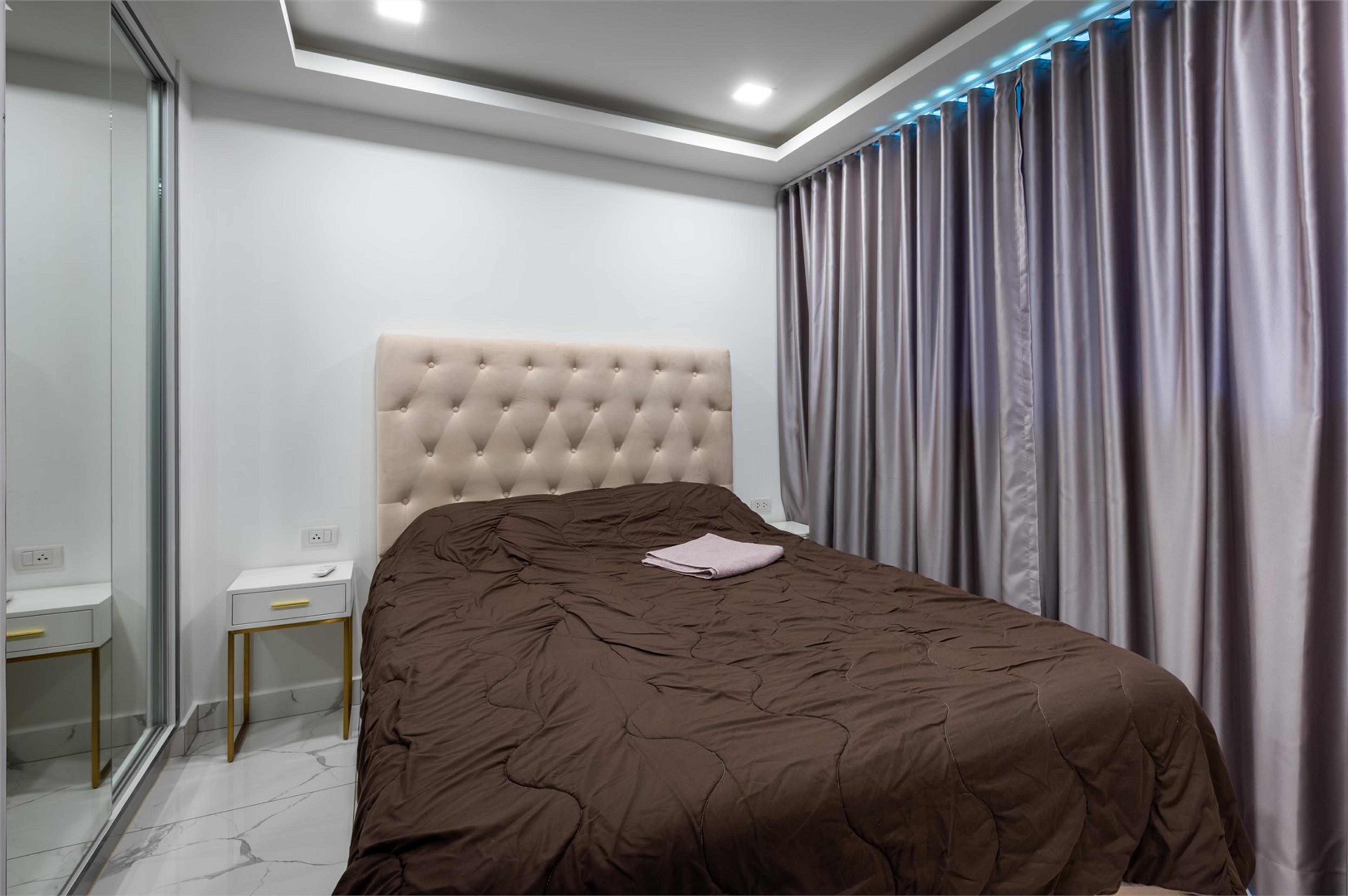 Arcadia Center Suites 331 monolocale con camera separata — Pratumnak, Pattaya — 5