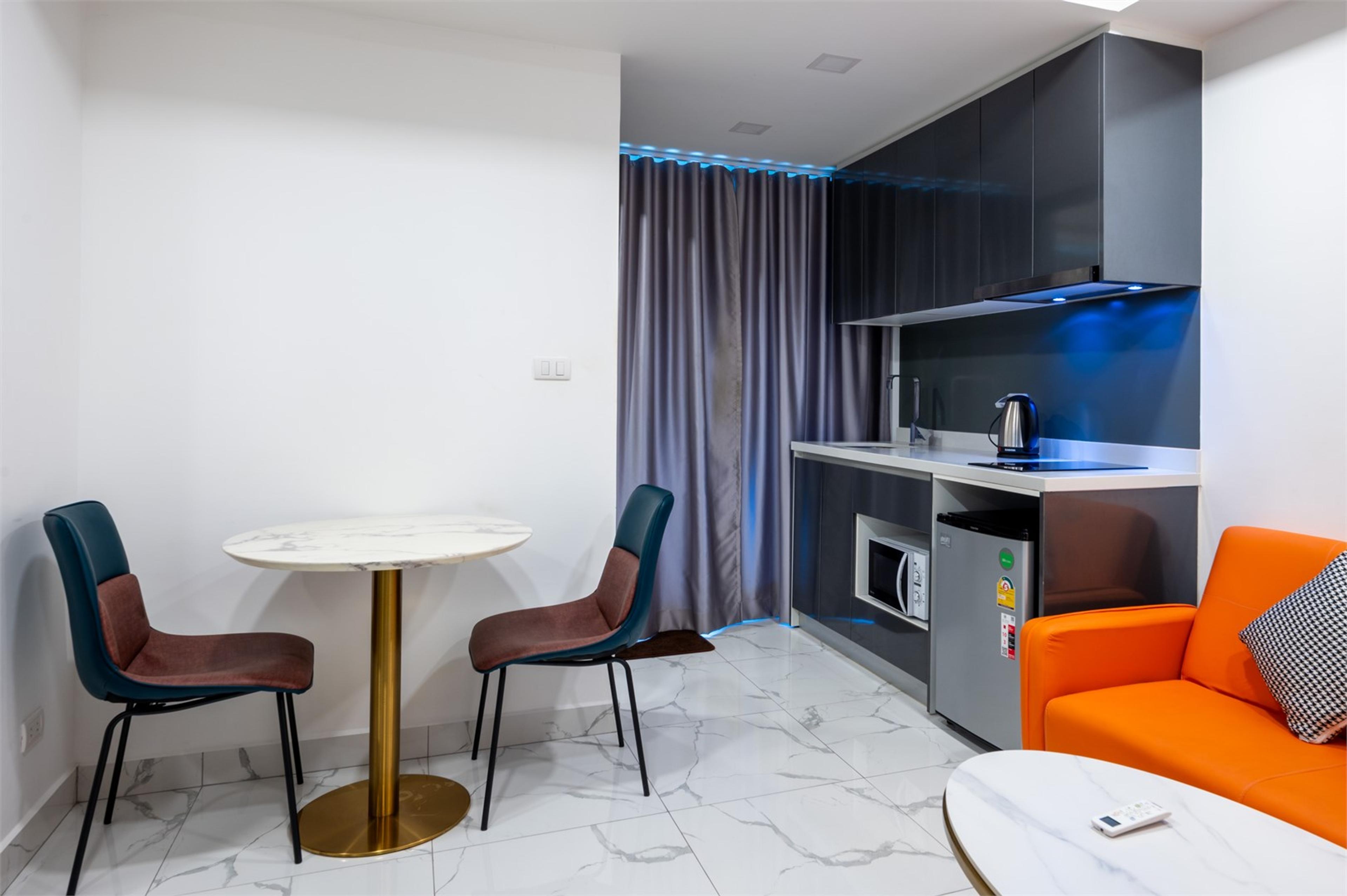 Arcadia Center Suites 331 monolocale con camera separata — Pratumnak, Pattaya — 2