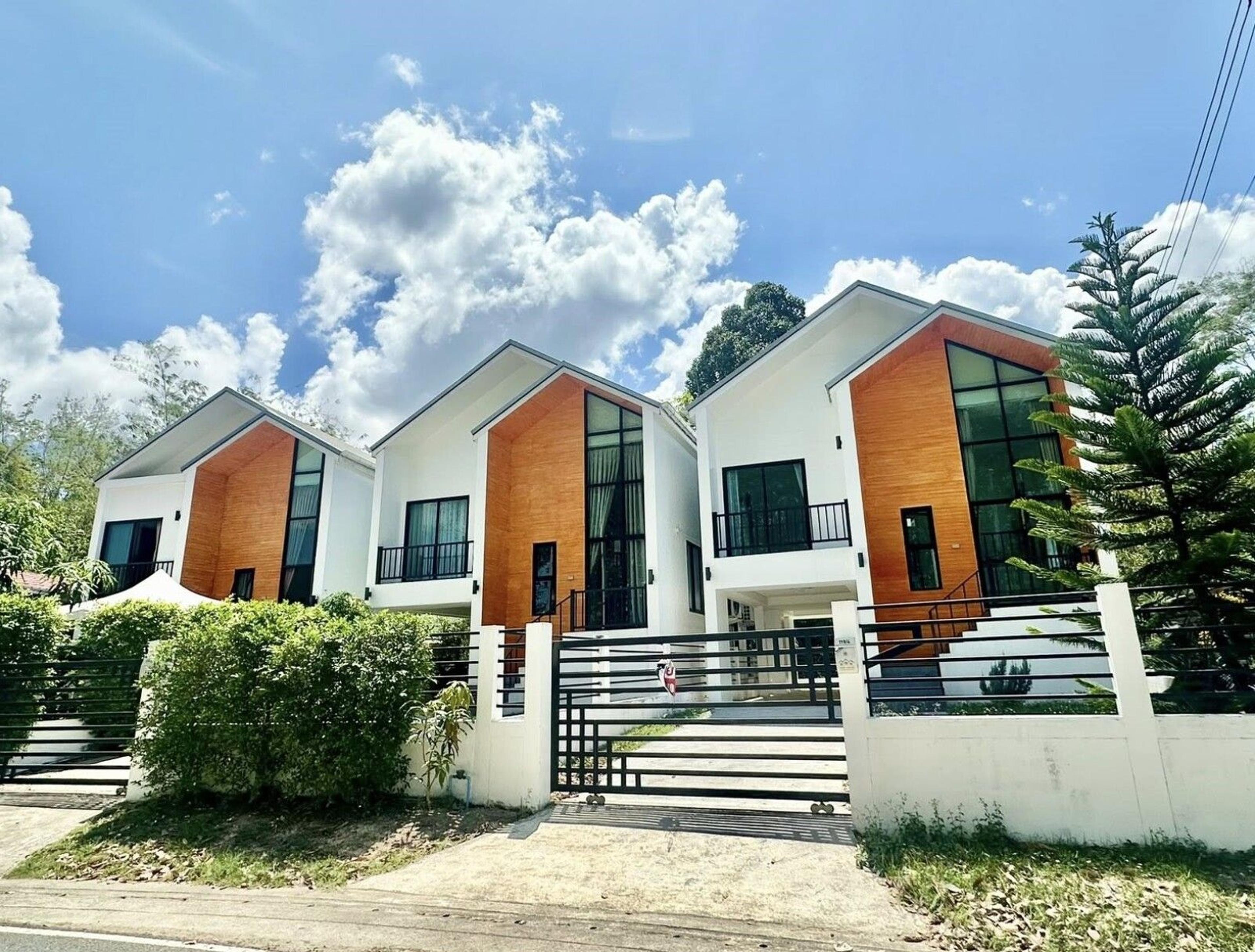 Ready-made modern house with pool in Thalang — 17