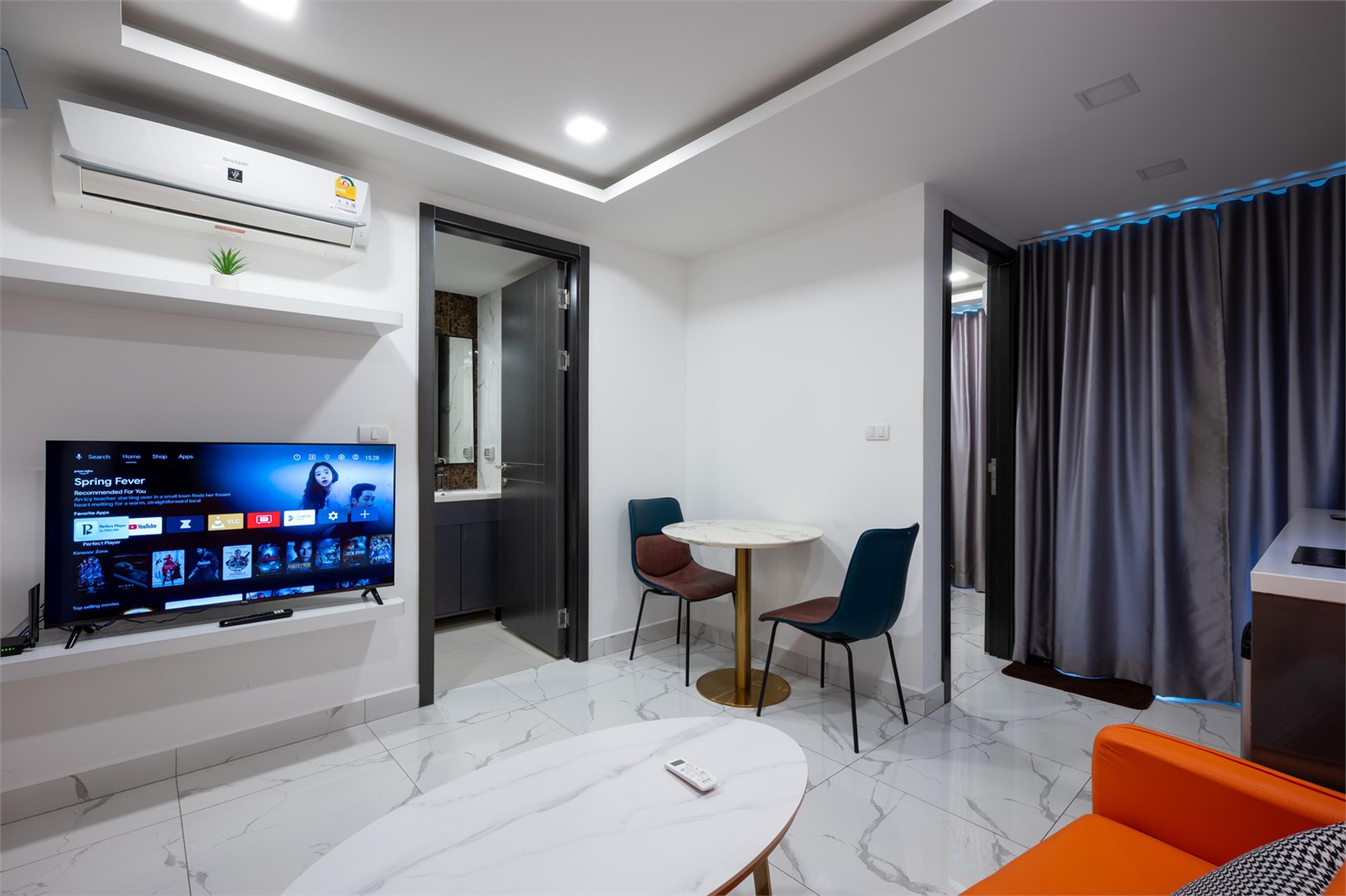 Arcadia Center Suites 331 monolocale con camera separata — Pratumnak, Pattaya — 3