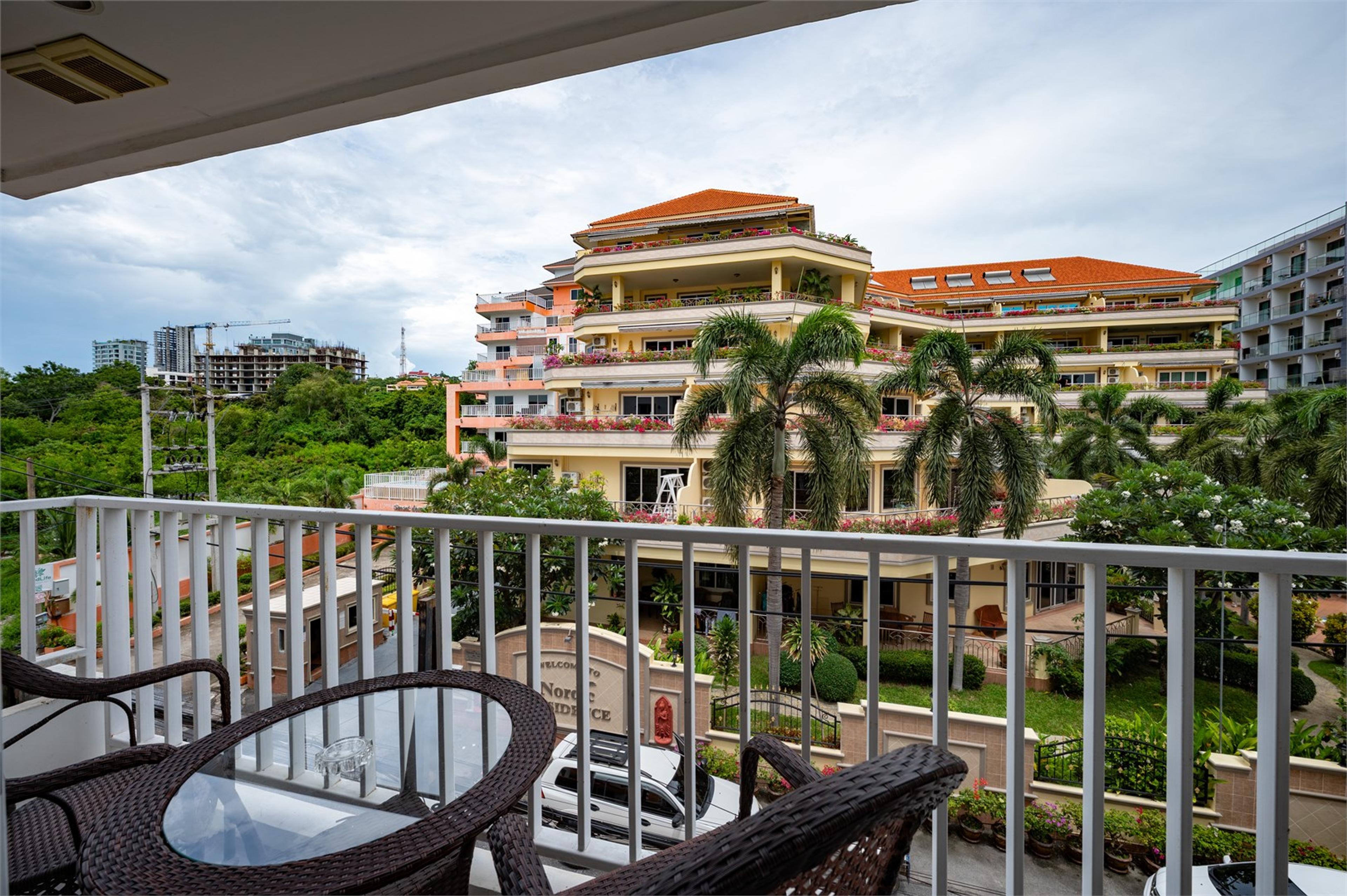 New Nordic Suites 2 304 studio — Pratumnak, Pattaya — 9